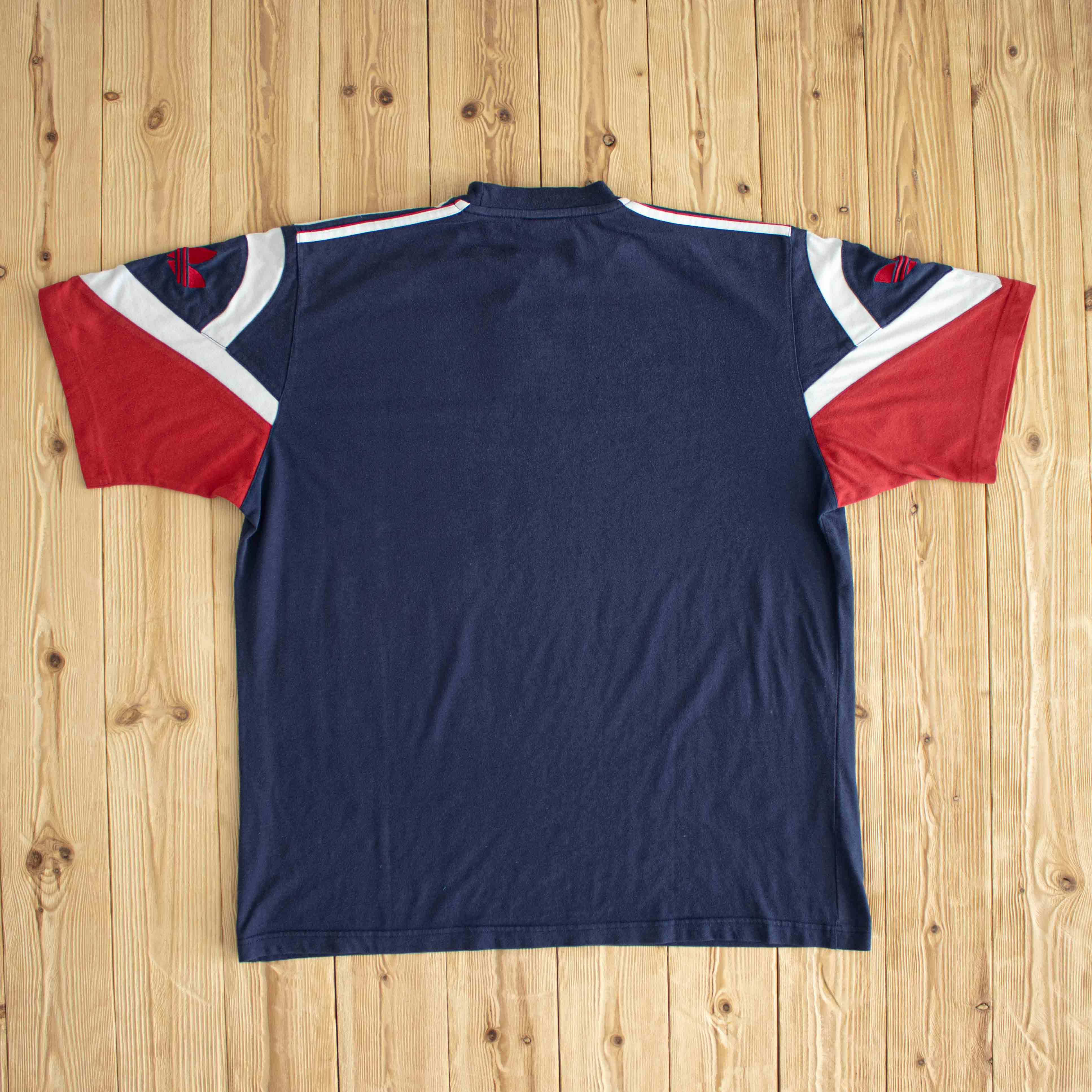 (L/XL) Adidas Vintage Embroidered T-Shirt Blue