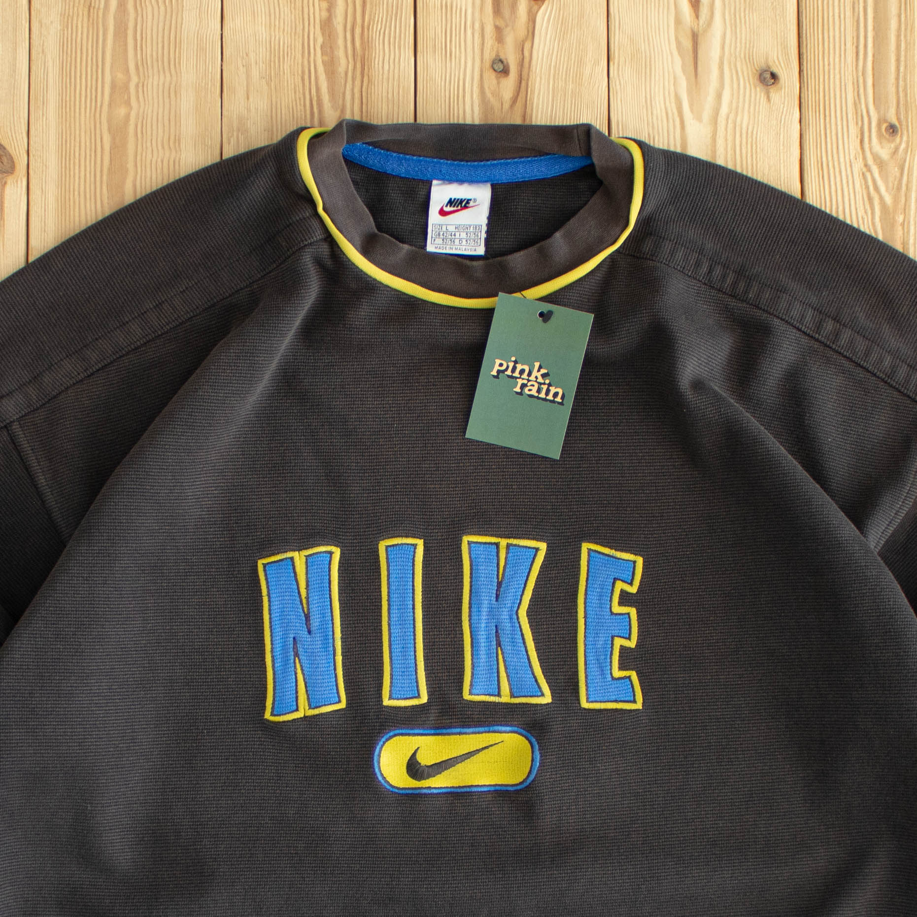 (L) Nike Spell Out Vintage Embroidered Sweatshirt Black