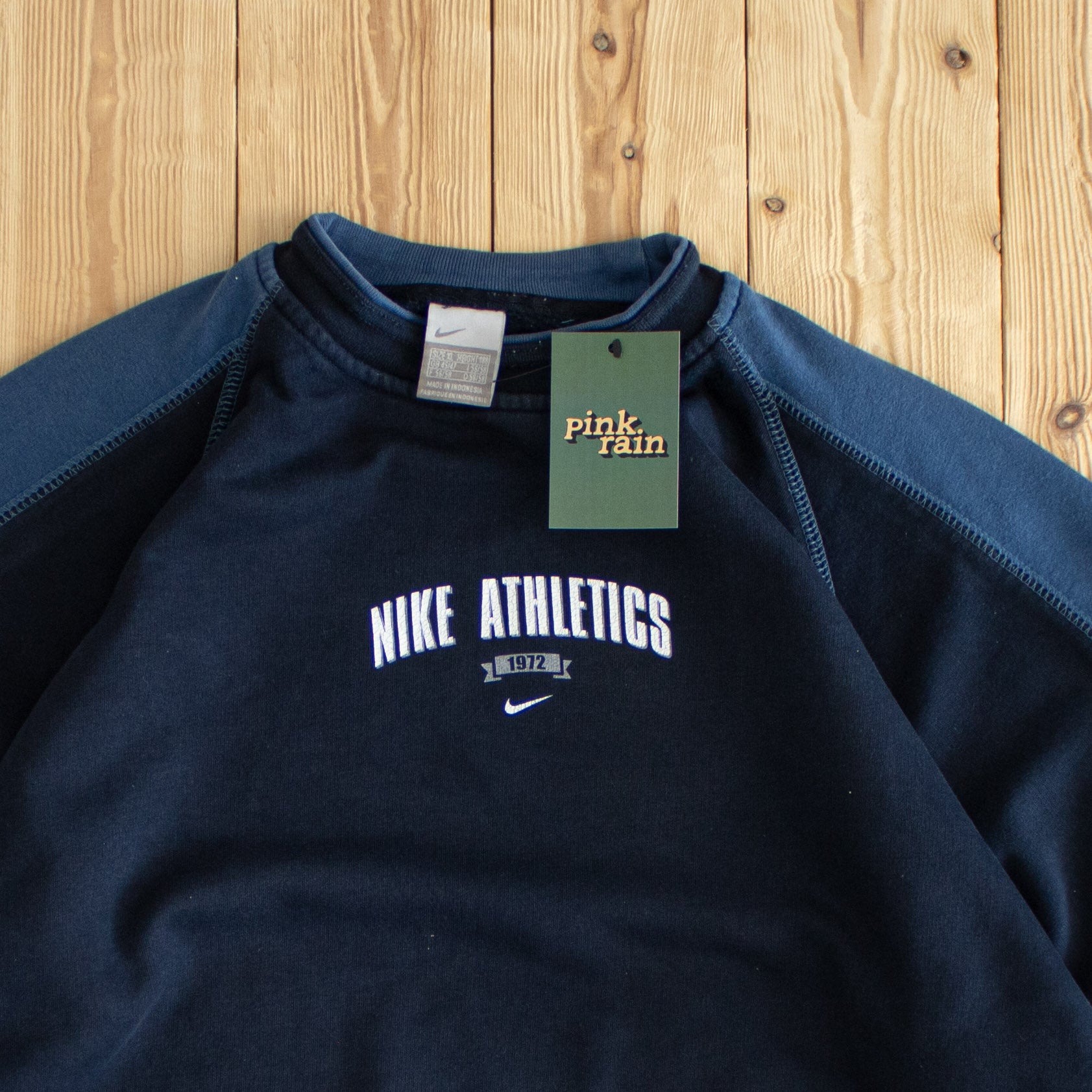 (L) Nike Athletics Vintage Sweatshirt Blue