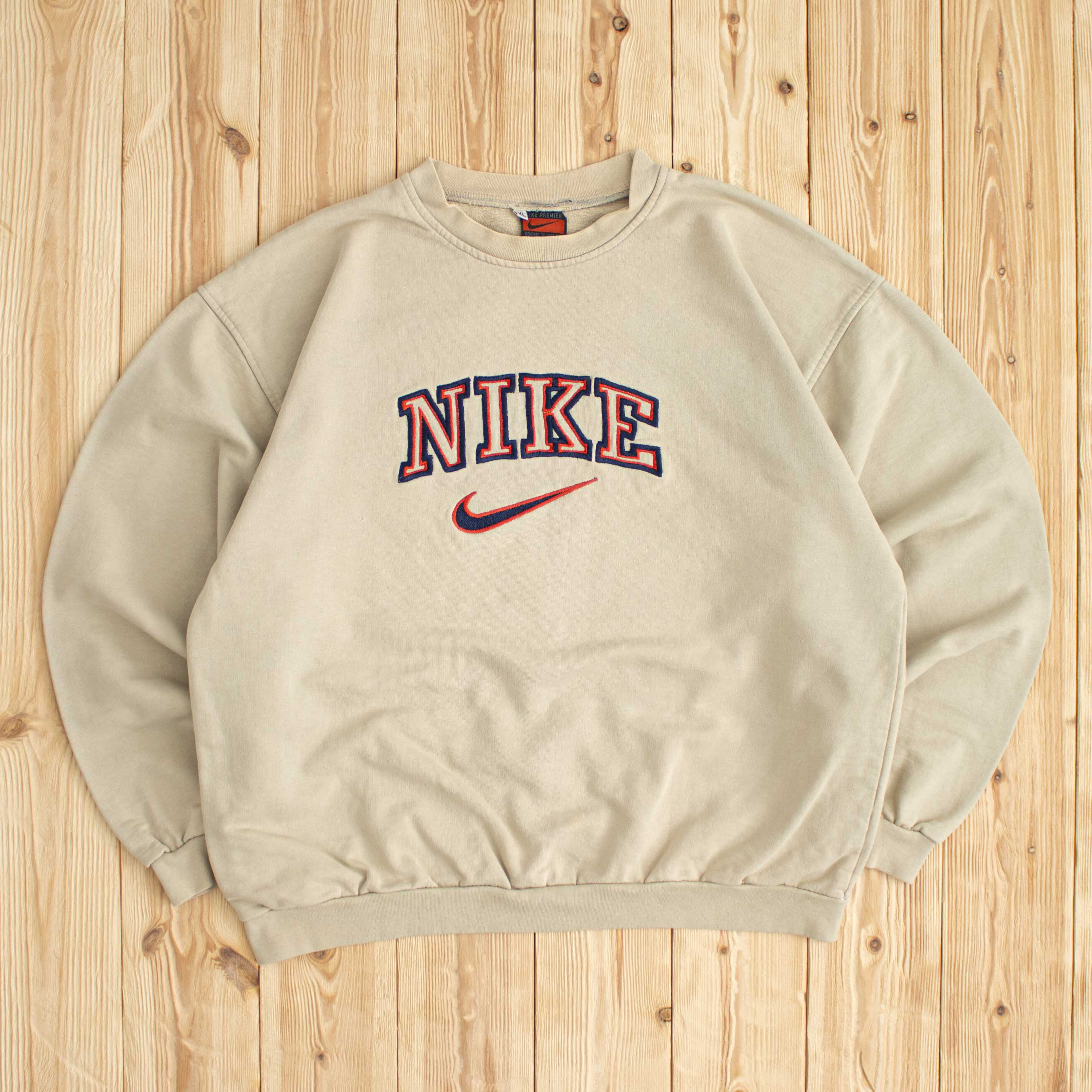 (M) Vintage Nike Spell Out Embroidered Sweatshirt