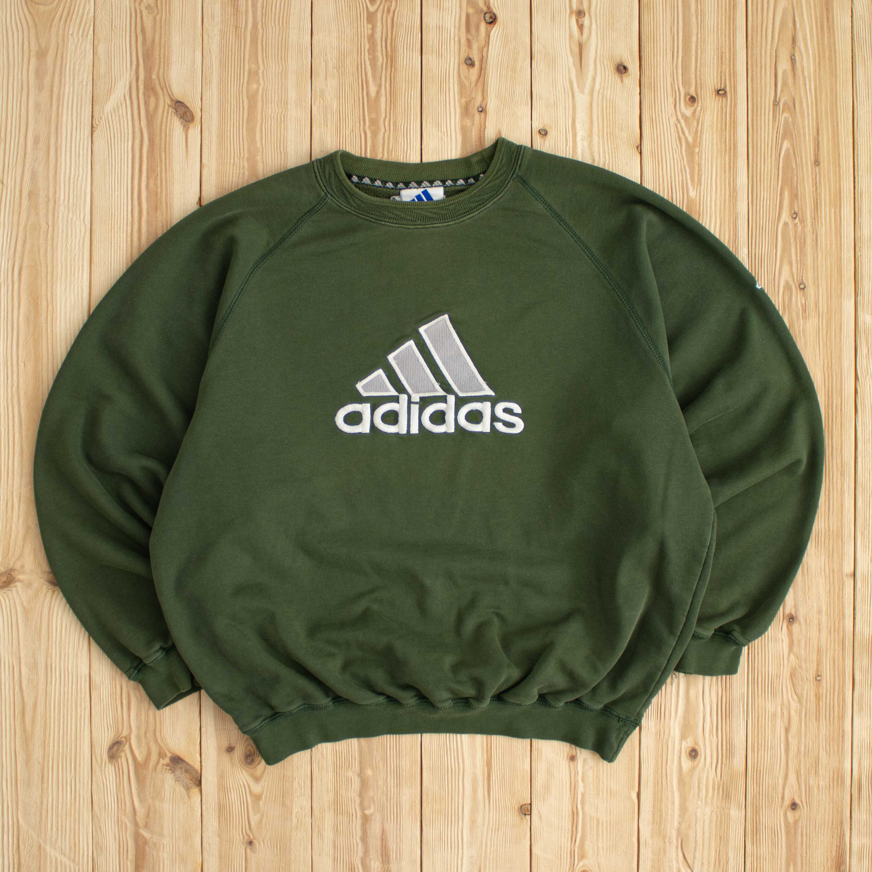 (M) Vintage Adidas Spell Out Embroidered Sweatshirt