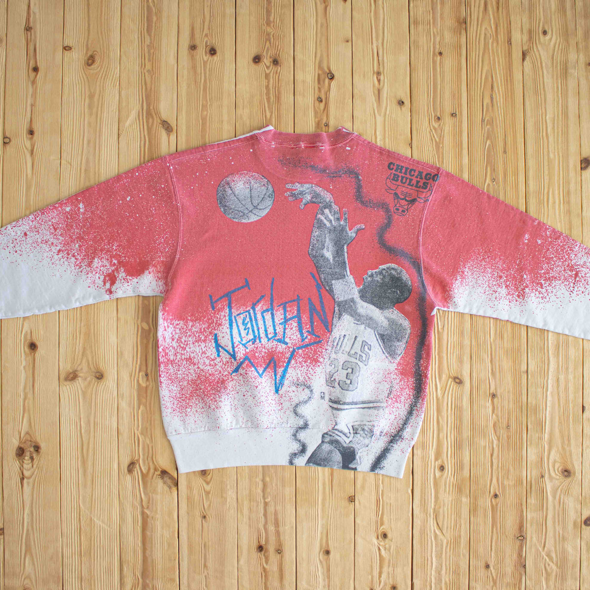 (M) Michael Jordan Chicago Bulls Vintage All Over Print Sweatshirt Pink White