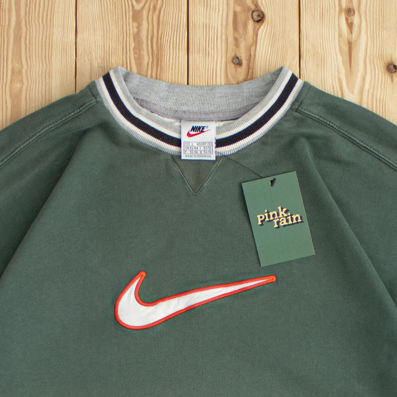 (L) Vintage Nike Swoosh Embroidered Sweatshirt