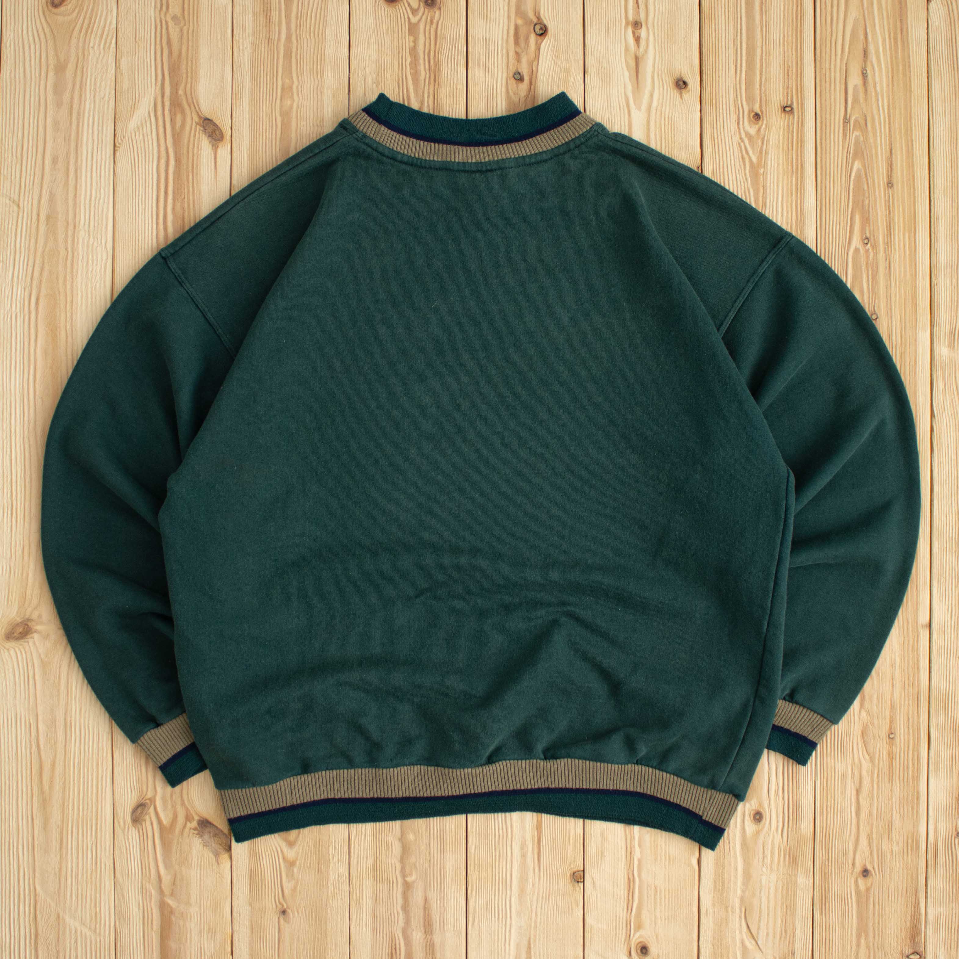 (M) Vintage Nike Swoosh Brand Embroidered Sweatshirt