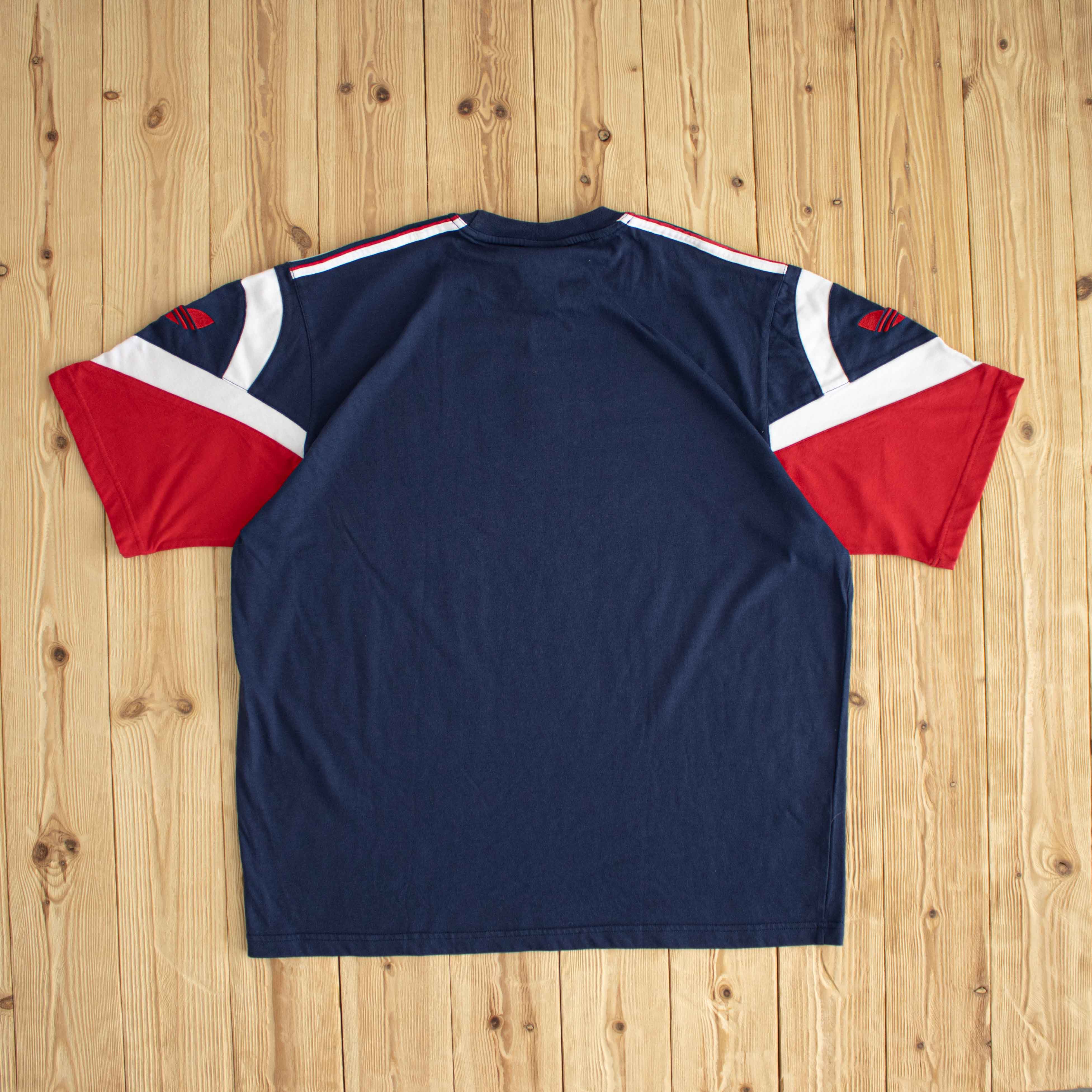 (L/XL) Adidas Vintage Embroidered T-Shirt Blue
