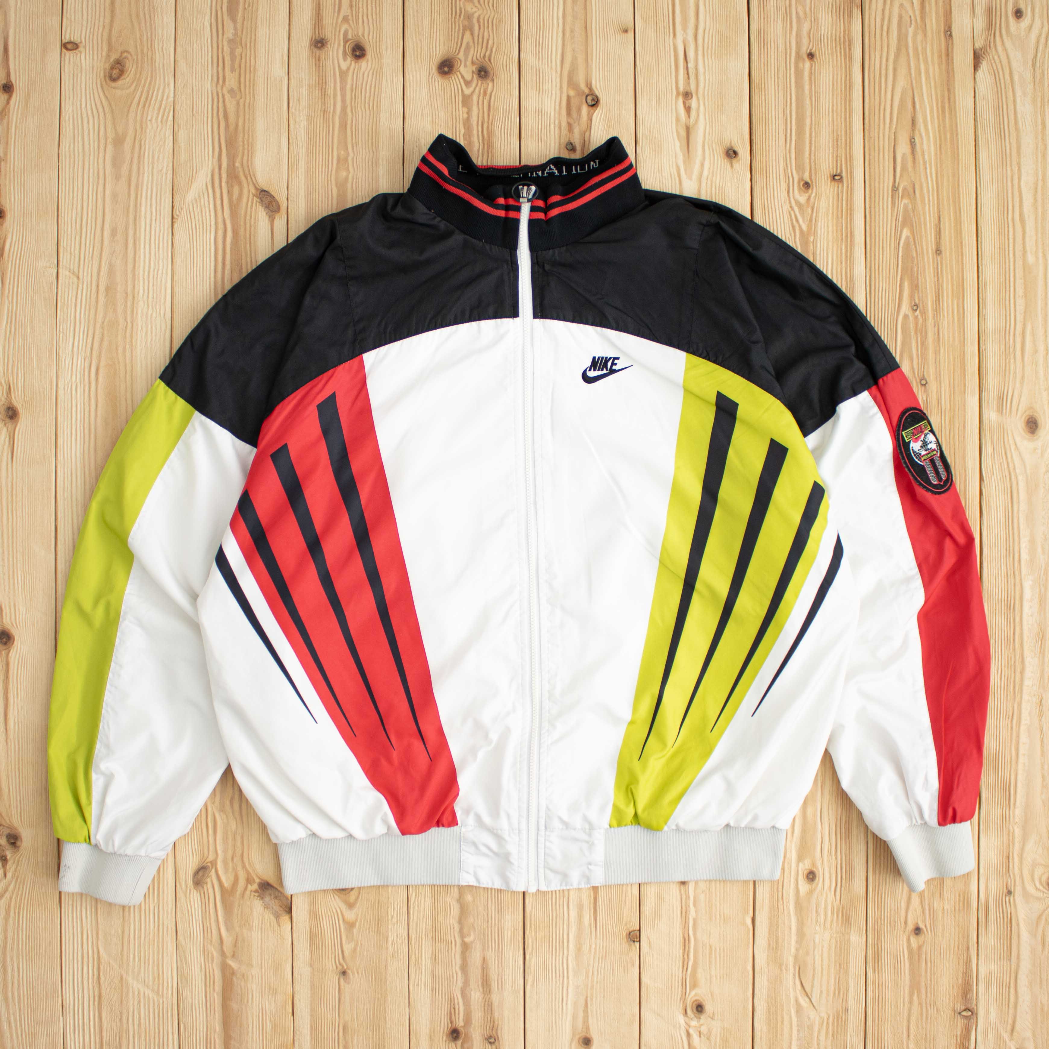 (L) Vintage Nike International Embroidered Jacket