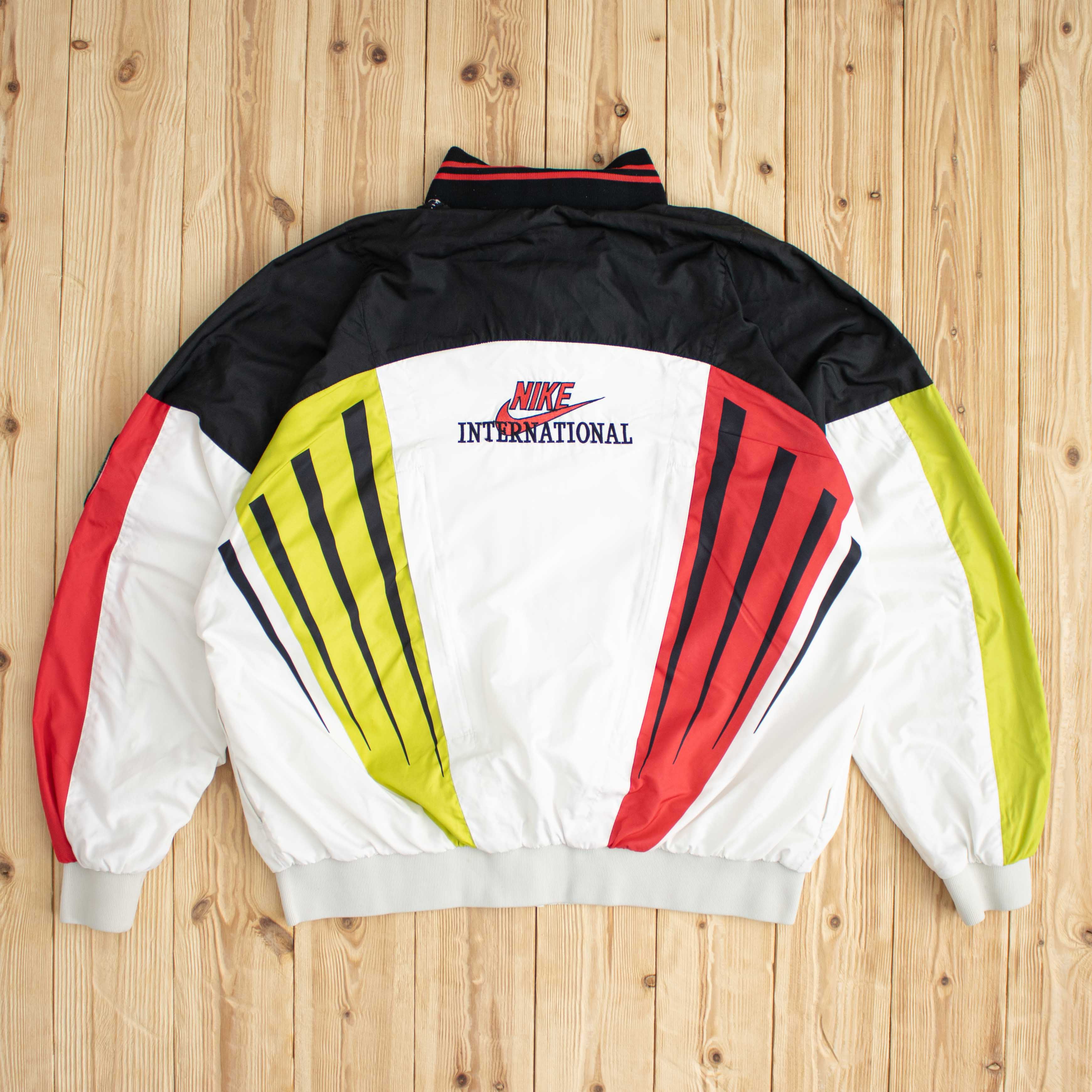 (L) Vintage Nike International Embroidered Jacket