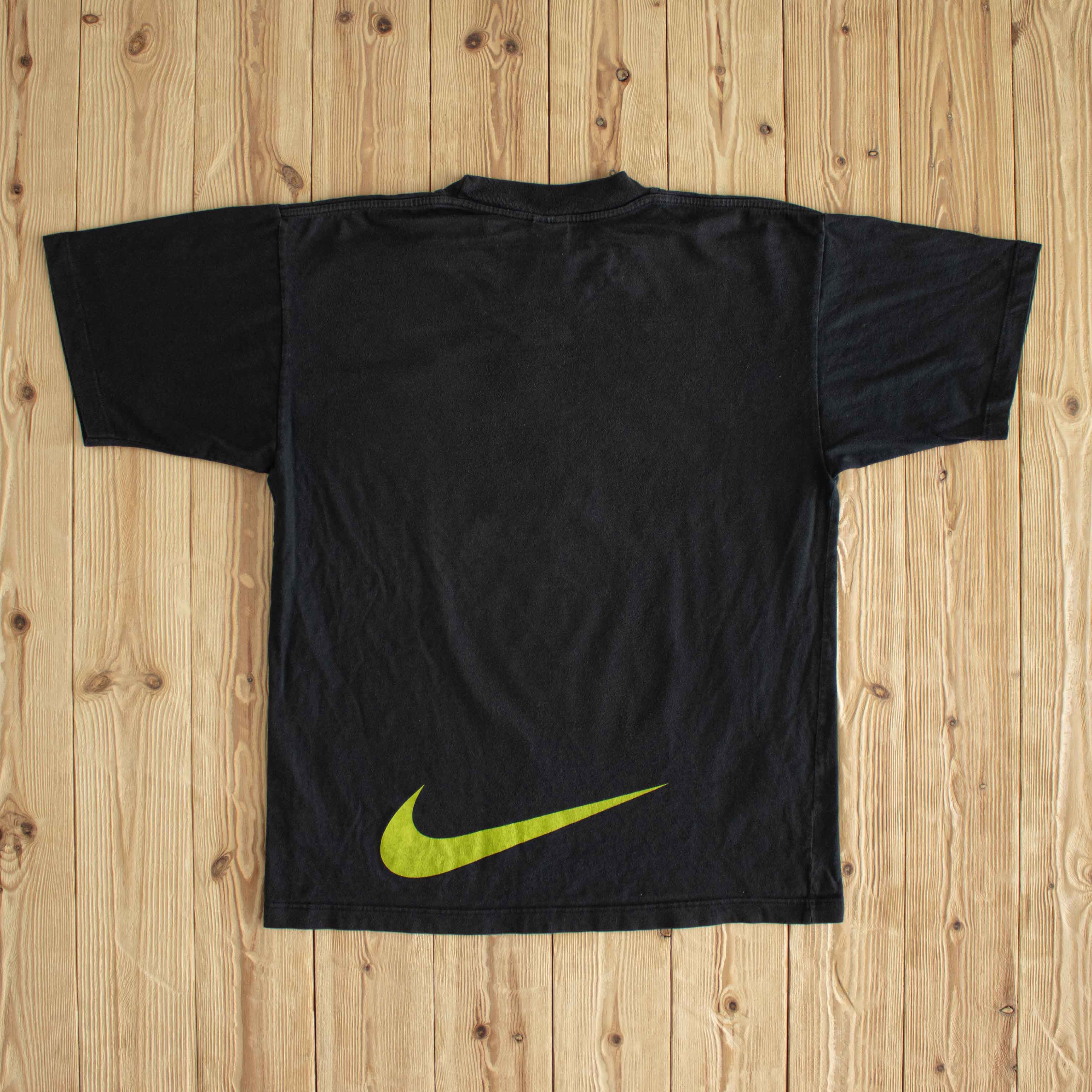 (M/L) Nike Swoosh Vintage T-Shirt Black