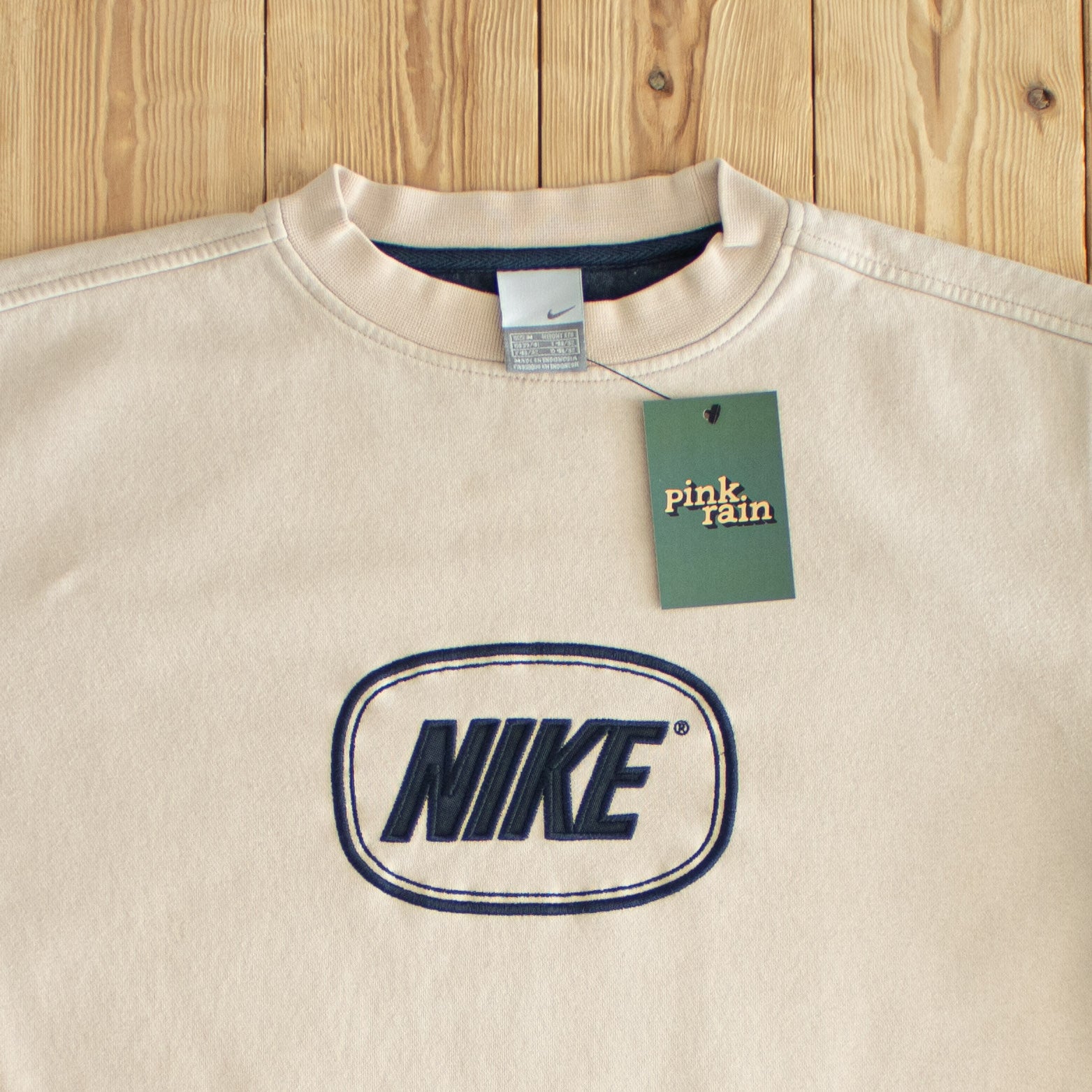 (M/L) Nike Spell Out Vintage Embroidered Sweatshirt Beige