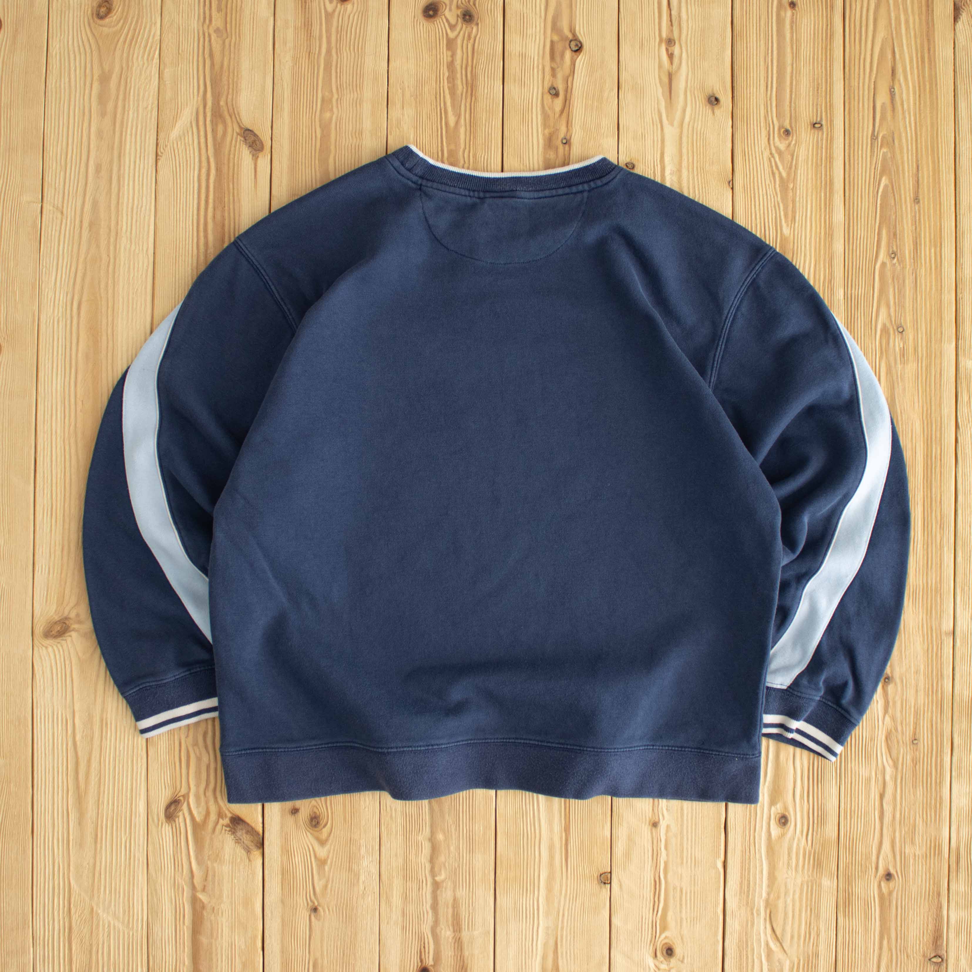 (S) Nike Spell Out Vintage Embroidered Sweatshirt Blue
