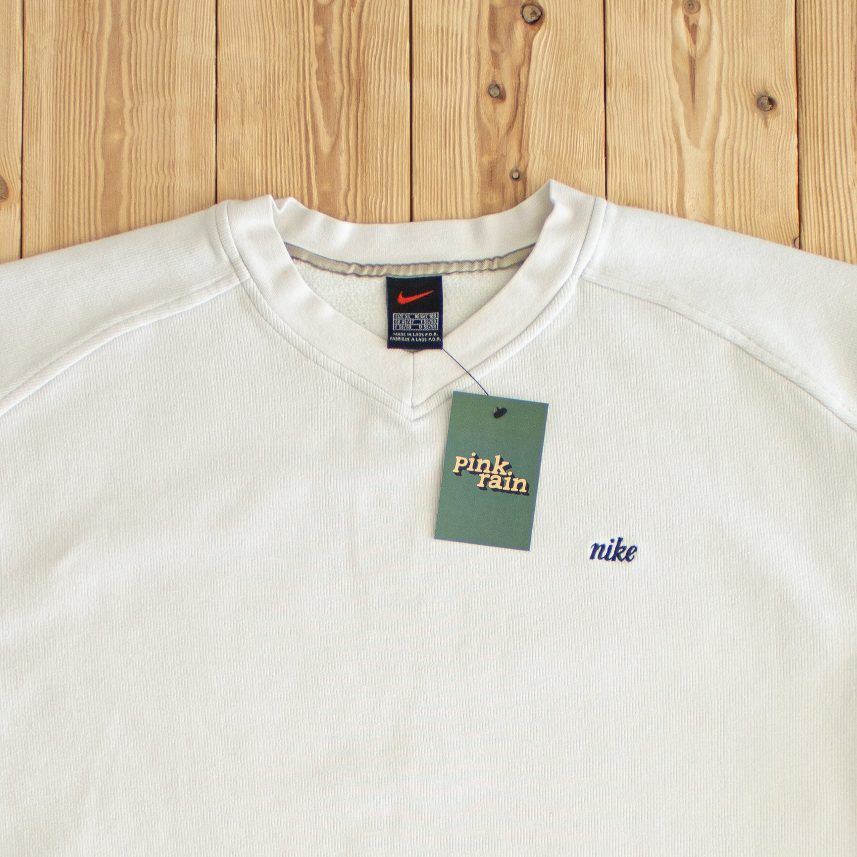 (L/XL) Nike Vintage Essential Embroidered Sweatshirt White