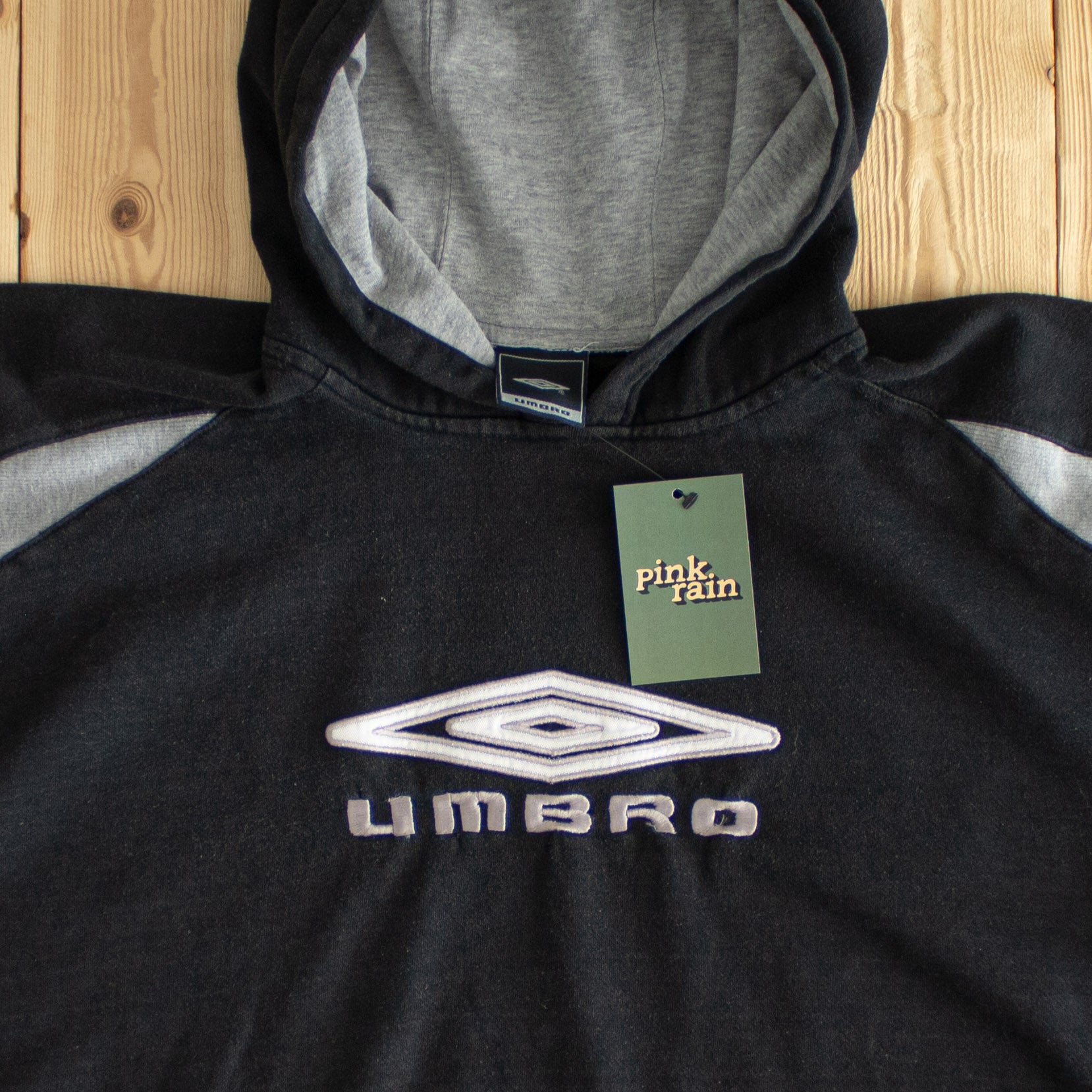 (M/L) Umbro Vintage Embroidered Hoodie Black