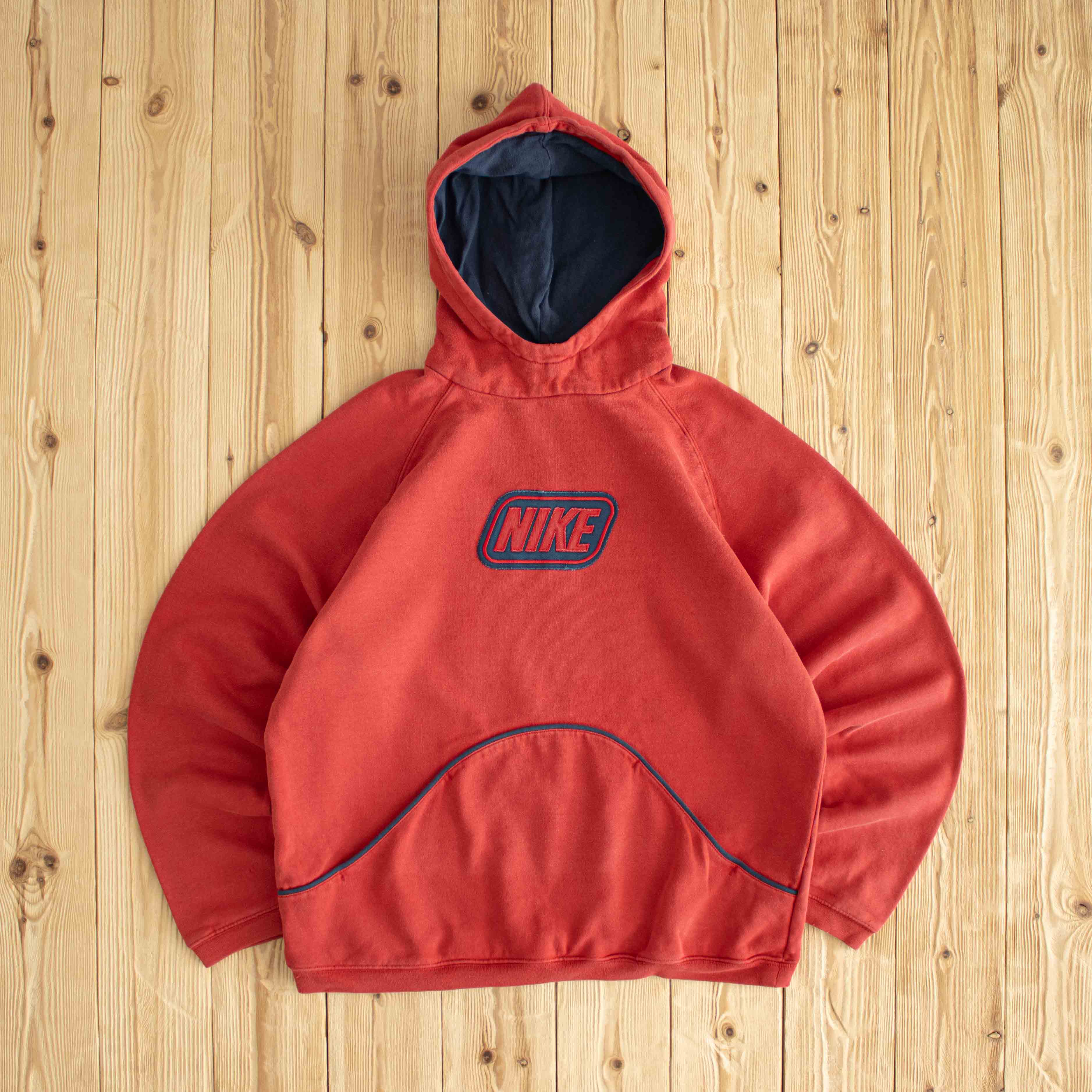 (S/M) Nike Spell Out Vintage Embroidered Hoodie Red