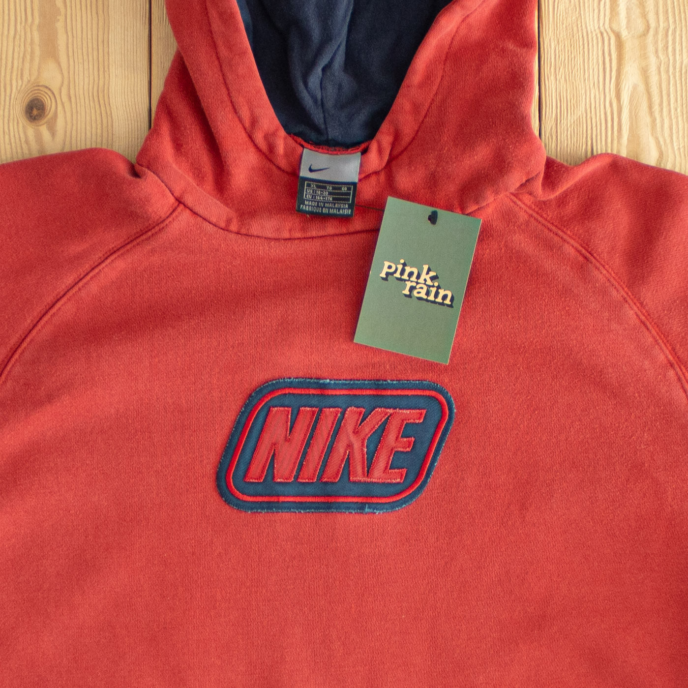 (S/M) Nike Spell Out Vintage Embroidered Hoodie Red