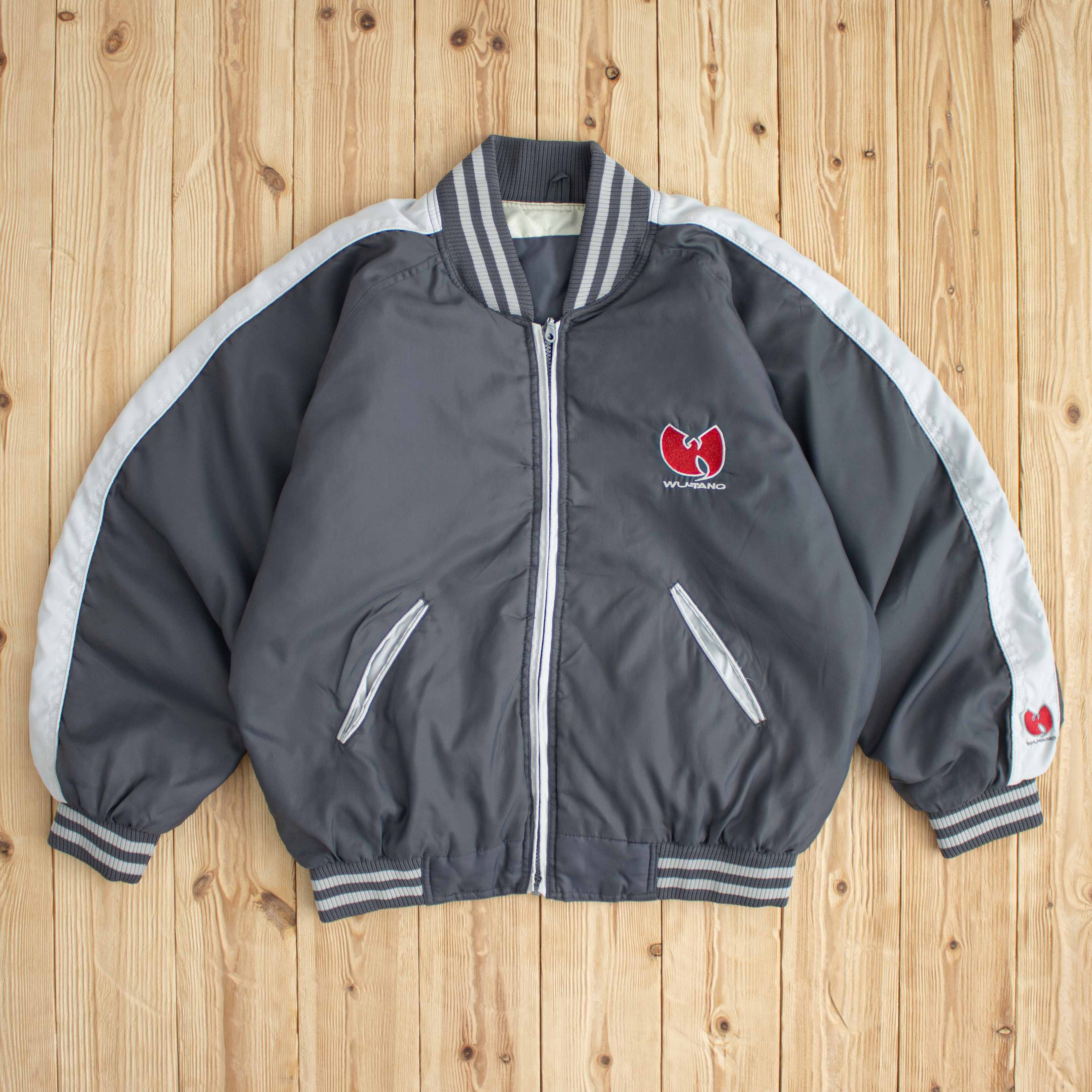 (L) Vintage Wu Tang Embroidered Puffer Jacket