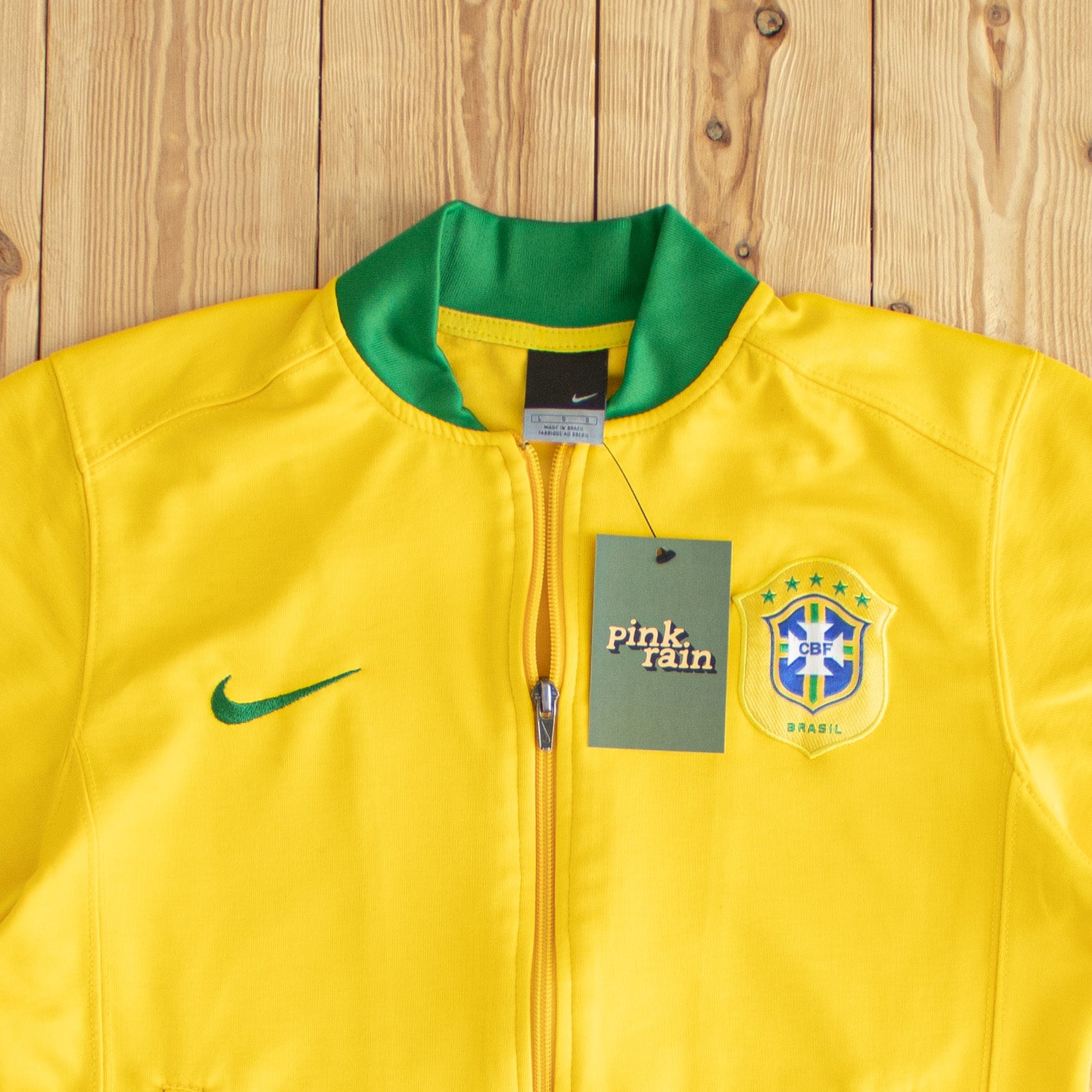 (S/M) Nike Brasil Vintage Embroidered Full-Zip Sweatshirt Yellow