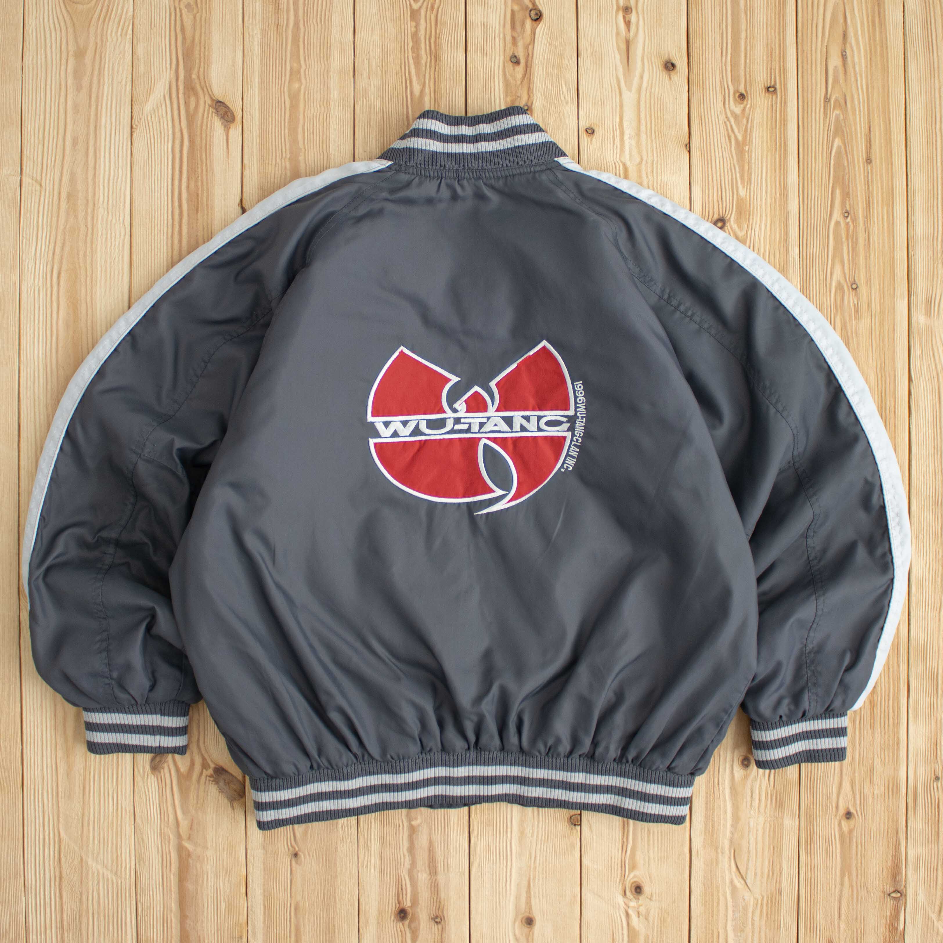 (L) Vintage Wu Tang Embroidered Puffer Jacket