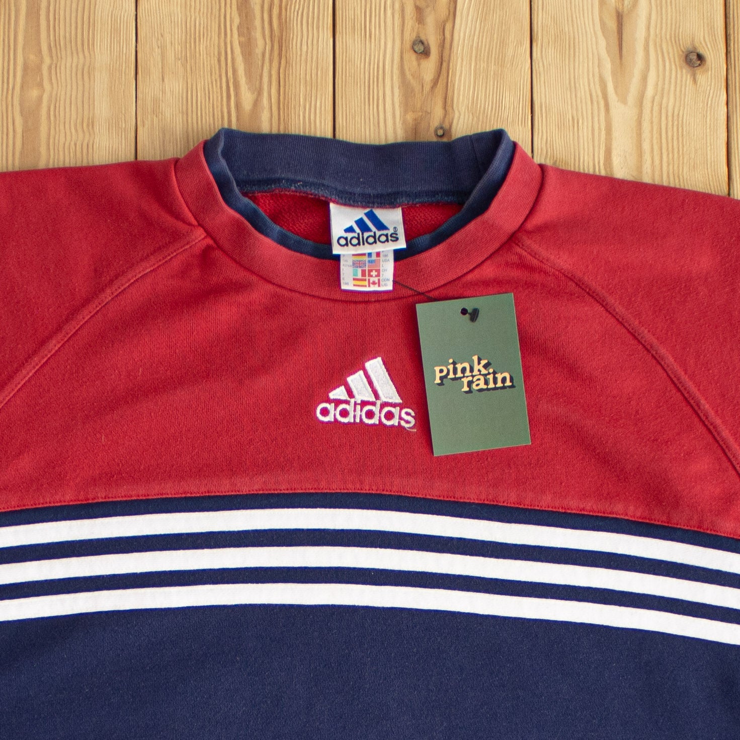 (L/XL) Adidas Center Logo Vintage Embroidered Sweatshirt Blue Red