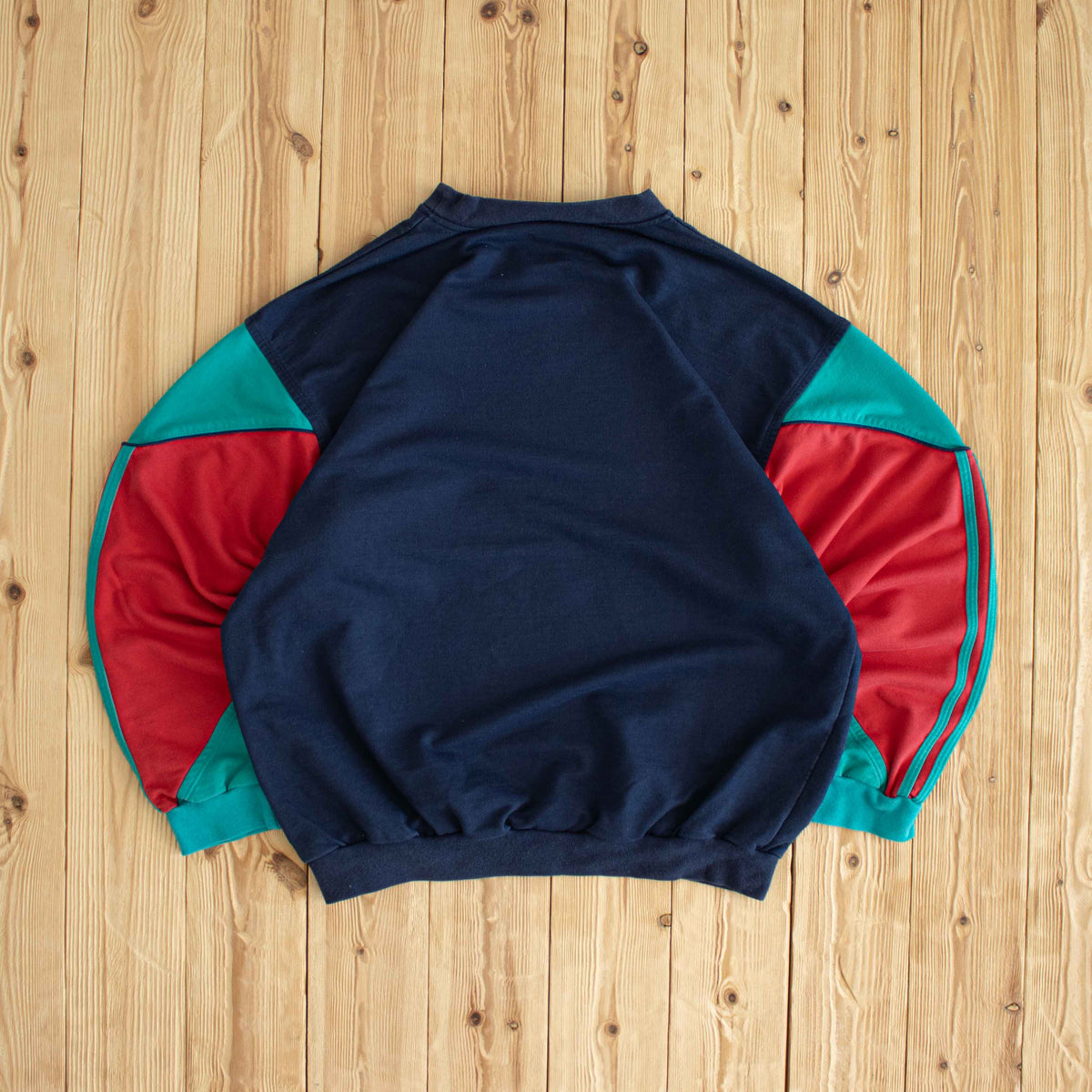 (L) Adidas Vintage Essential Embroidered Sweatshirt Blue