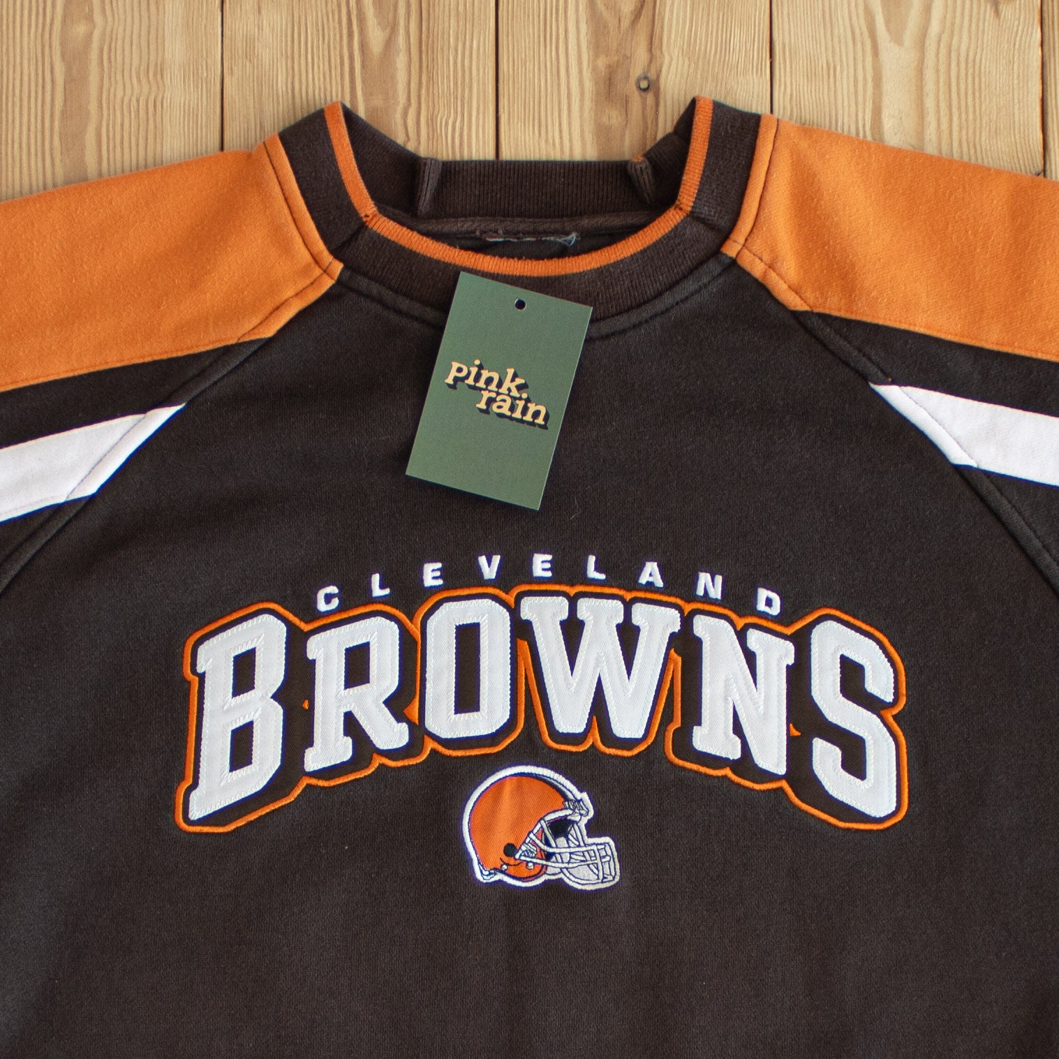 (M) Cleveland Browns Vintage Embroidered Sweatshirt Brown