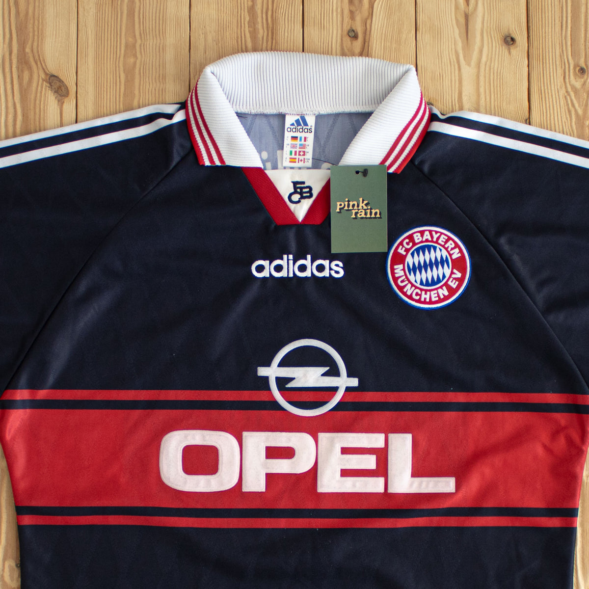 (L) Adidas F.C. Bayern München Vintage Embroidered T-Shirt Black