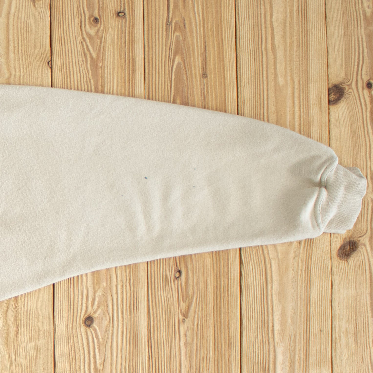 (L) Adidas Vintage Essential Embroidered Sweatshirt Beige