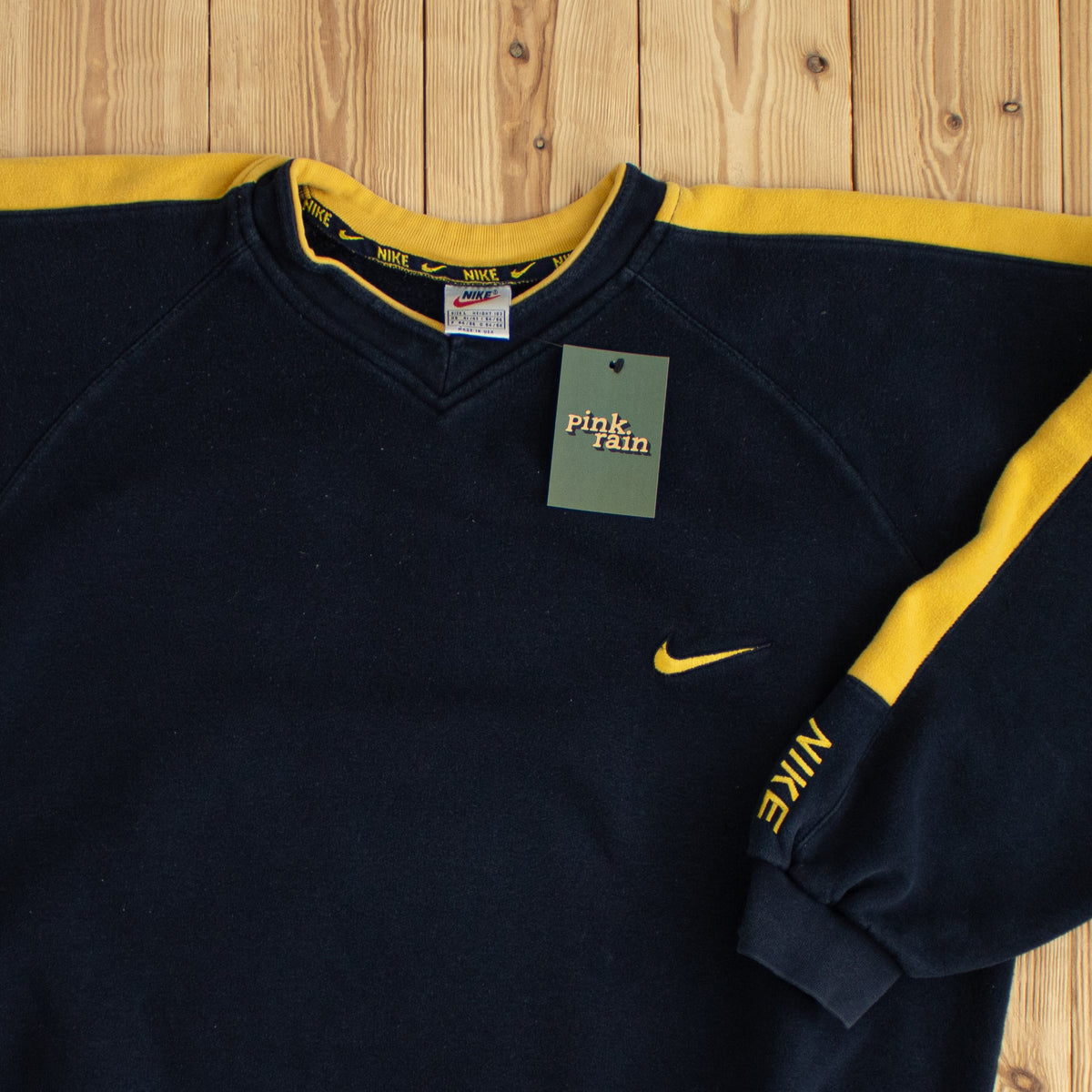 (L) Nike Vintage Essential Embroidered Sweatshirt Blue