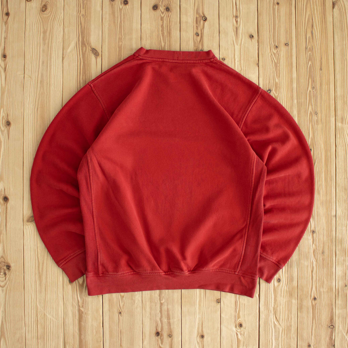 (M/L) Nike Mini Swoosh Vintage Embroidered Sweatshirt Red