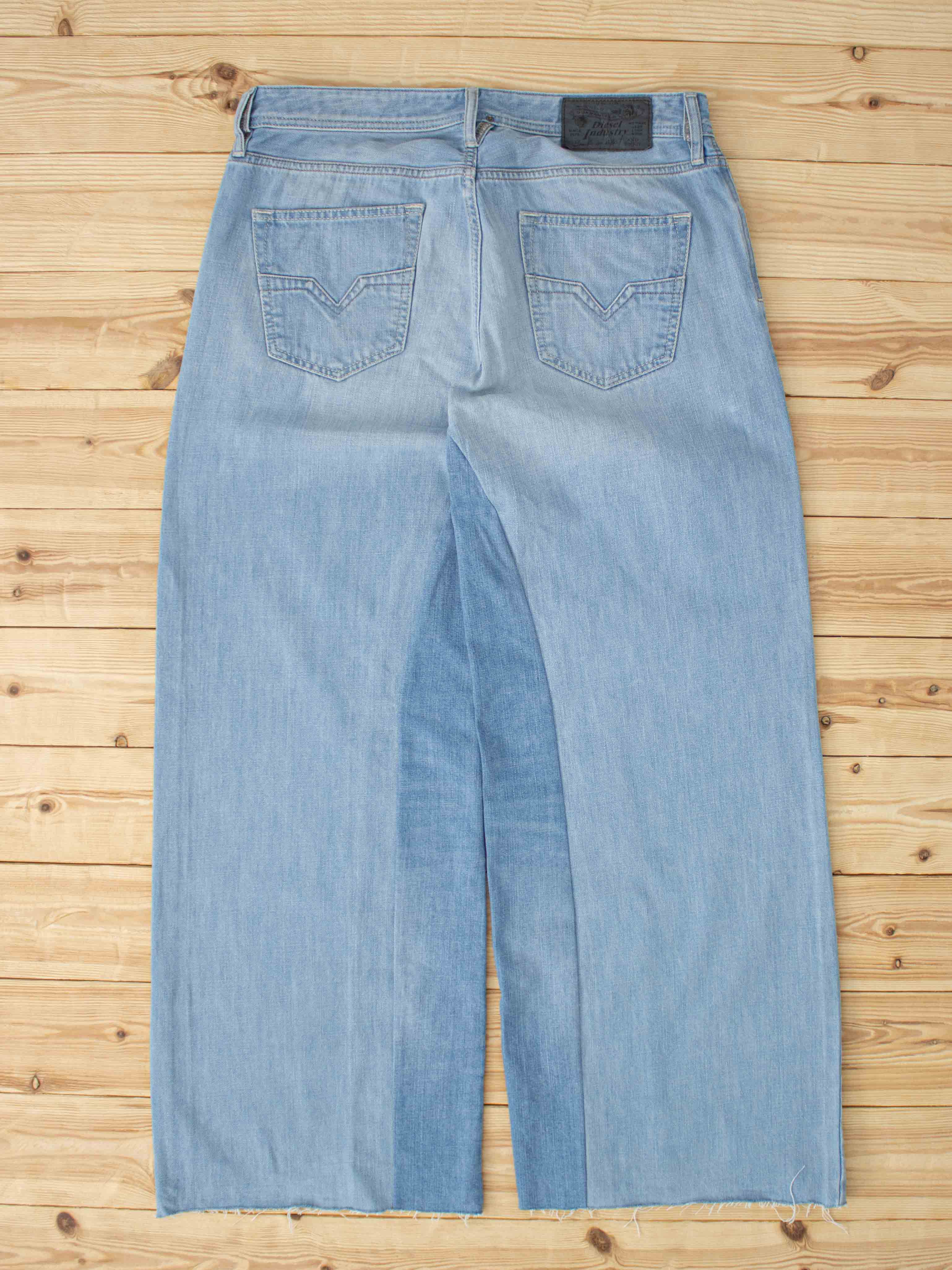 (W33 L32) Reworked Vintage Diesel Jeans