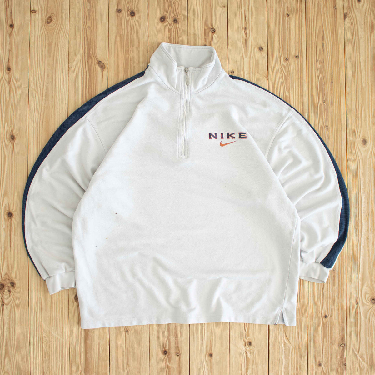 (L) Nike Vintage Embroidered Quarter-Zip White