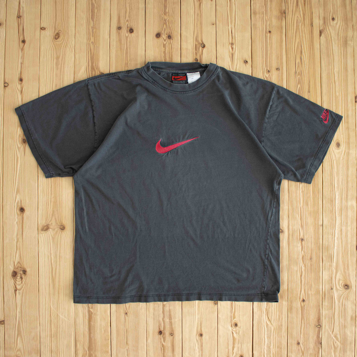 (XL) Nike Premier Swoosh Vintage Embroidered T-Shirt Gray