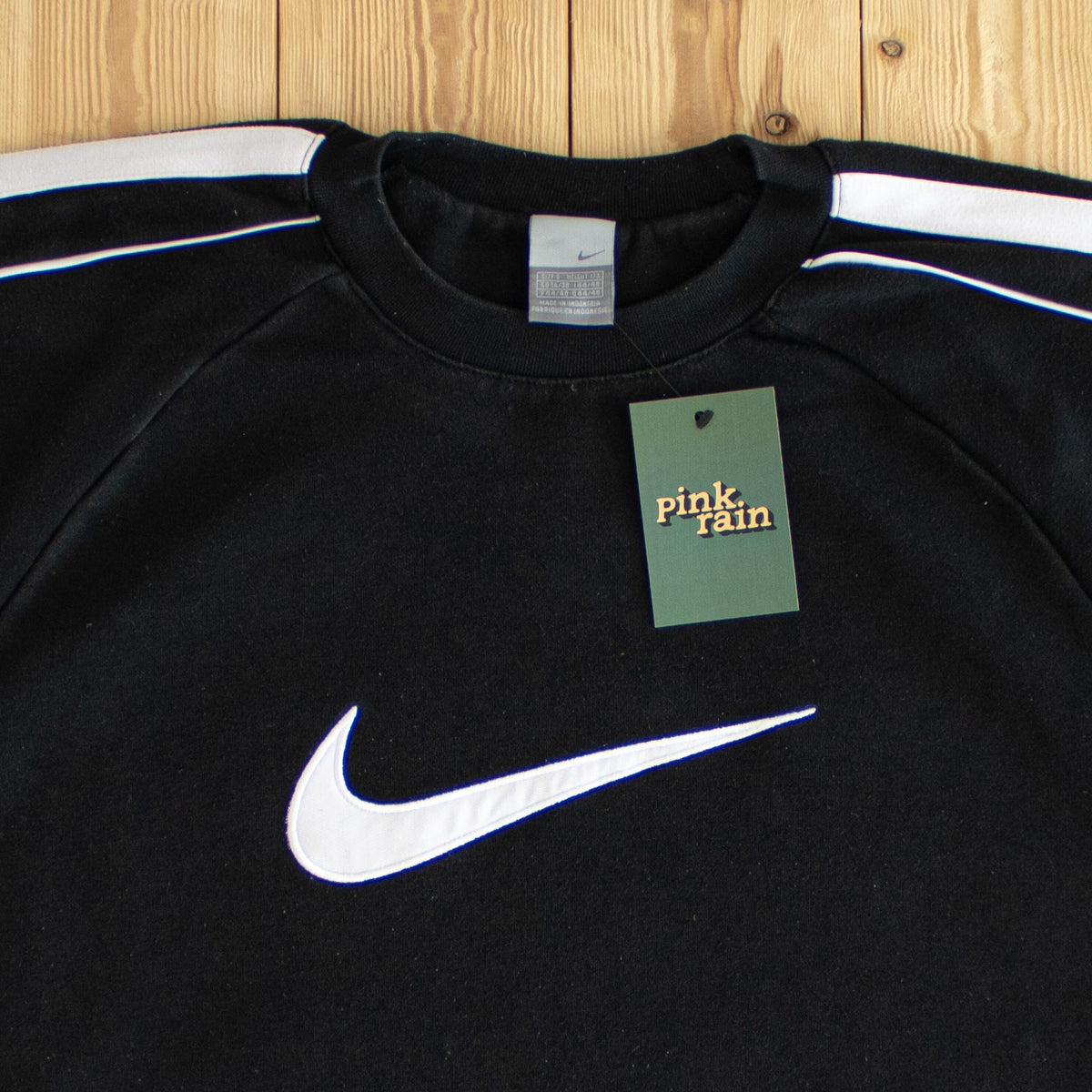 (M) Nike Swoosh Vintage Embroidered Sweatshirt Black