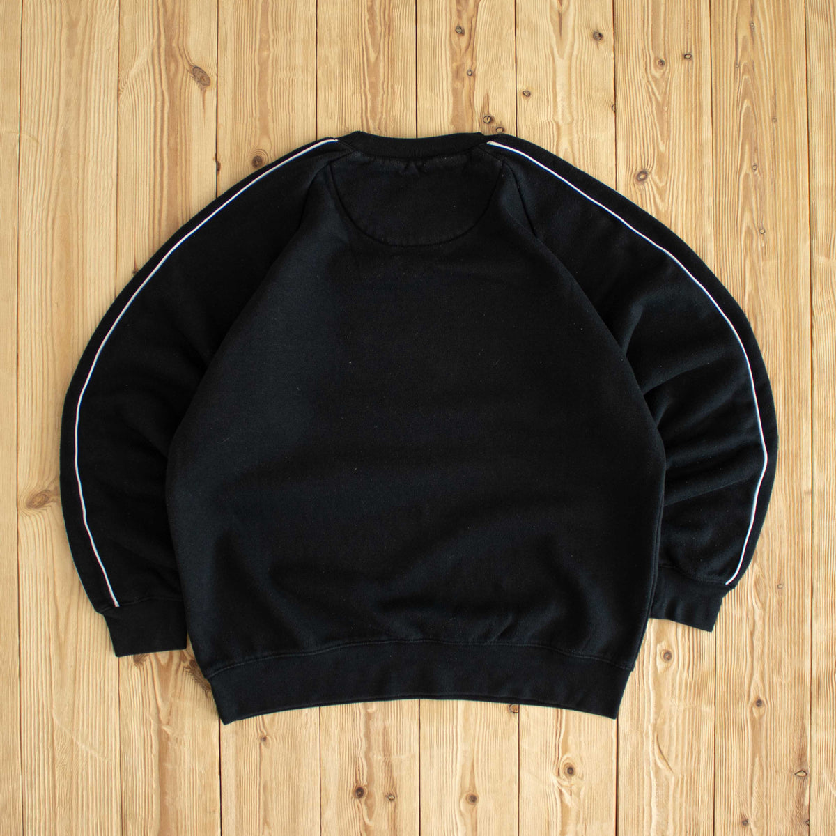 (M) Nike Swoosh Vintage Embroidered Sweatshirt Black