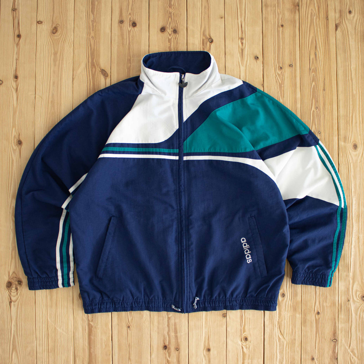 (L/XL) Adidas Vintage Embroidered Jacket Blue