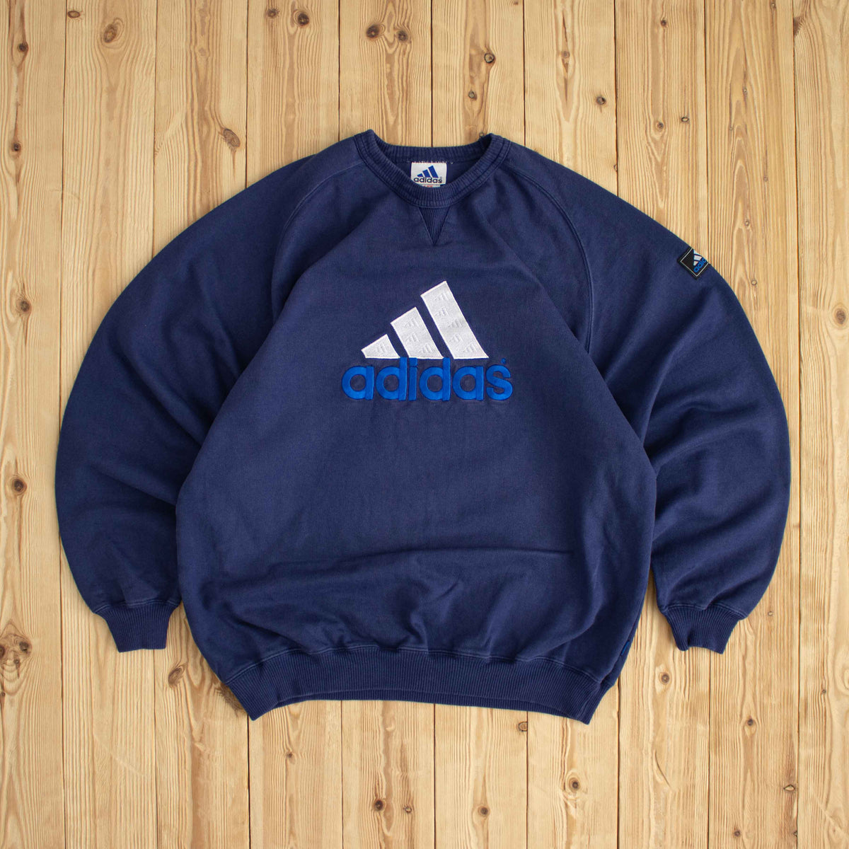 (L/XL) Adidas Vintage Embroidered Sweatshirt Blue