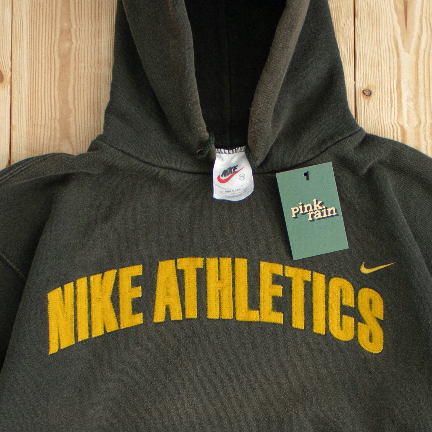 (M) Vintage Nike Athletics Embroidered Hoodie