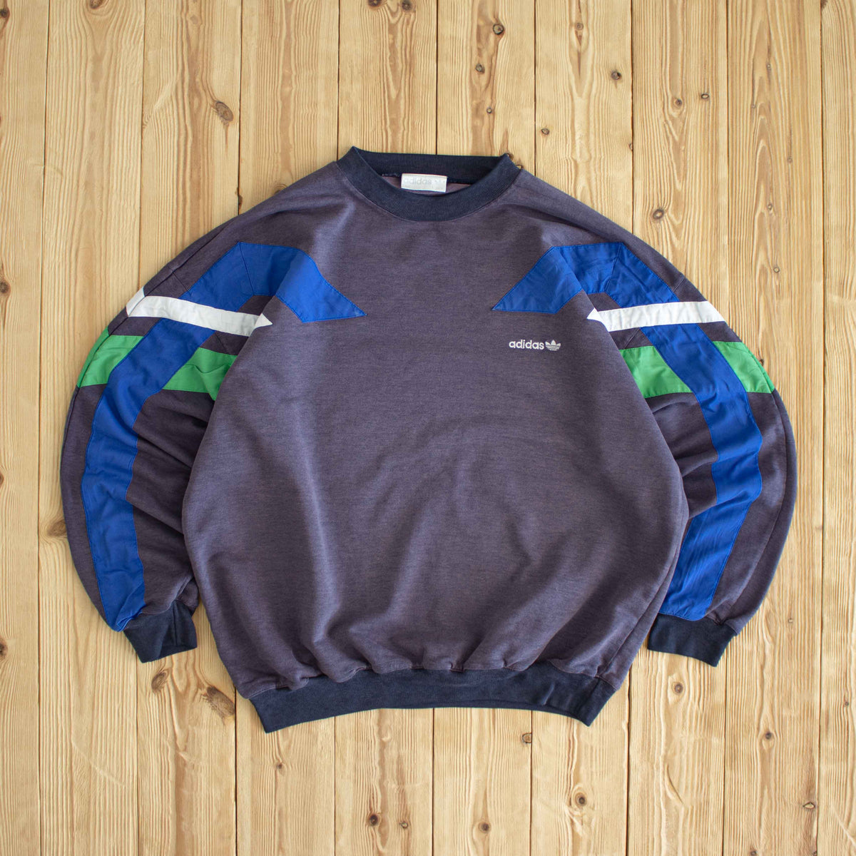 (M) Adidas Vintage Embroidered Sweatshirt Purple