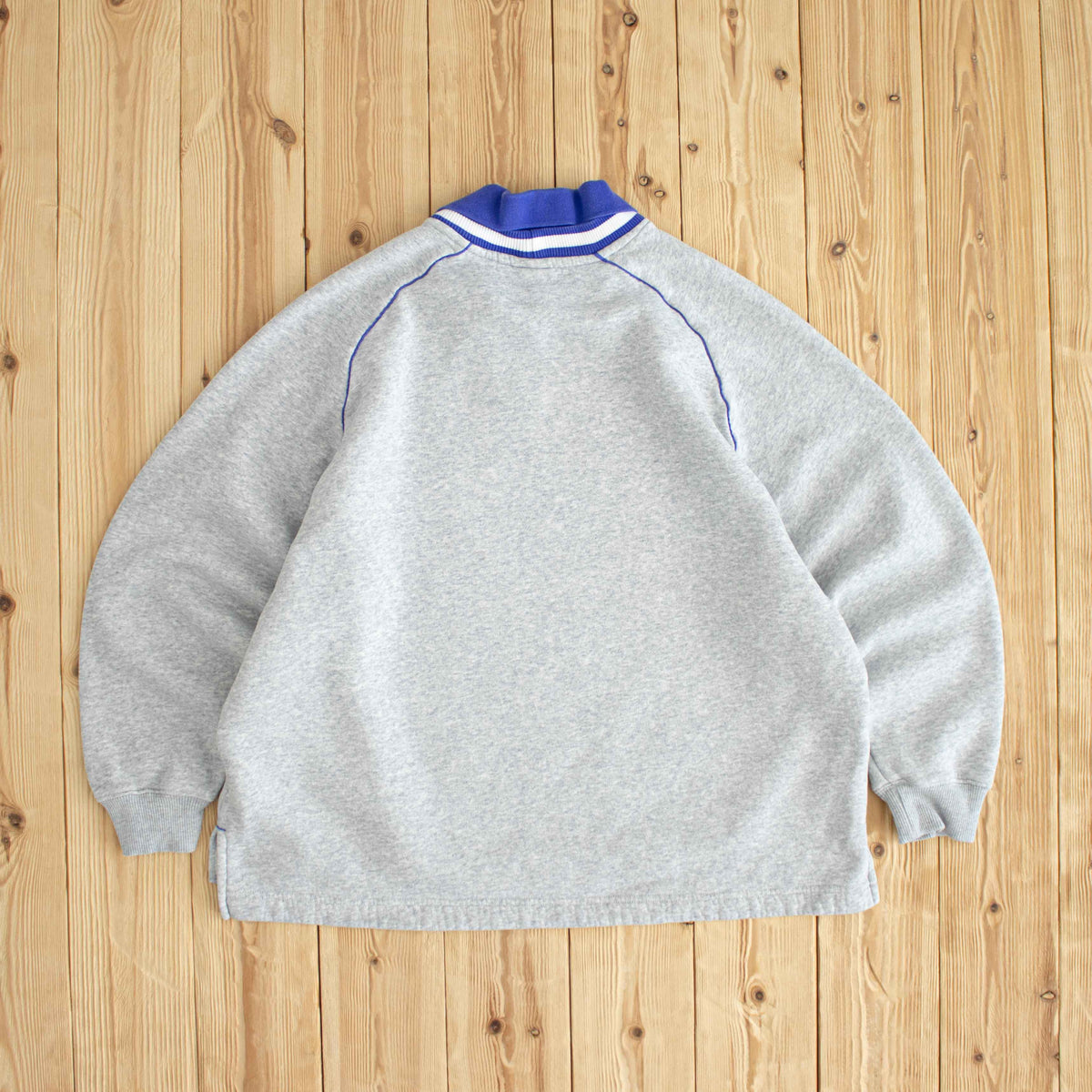 (S/M) Nike Modern Embroidered Sweatshirt Gray