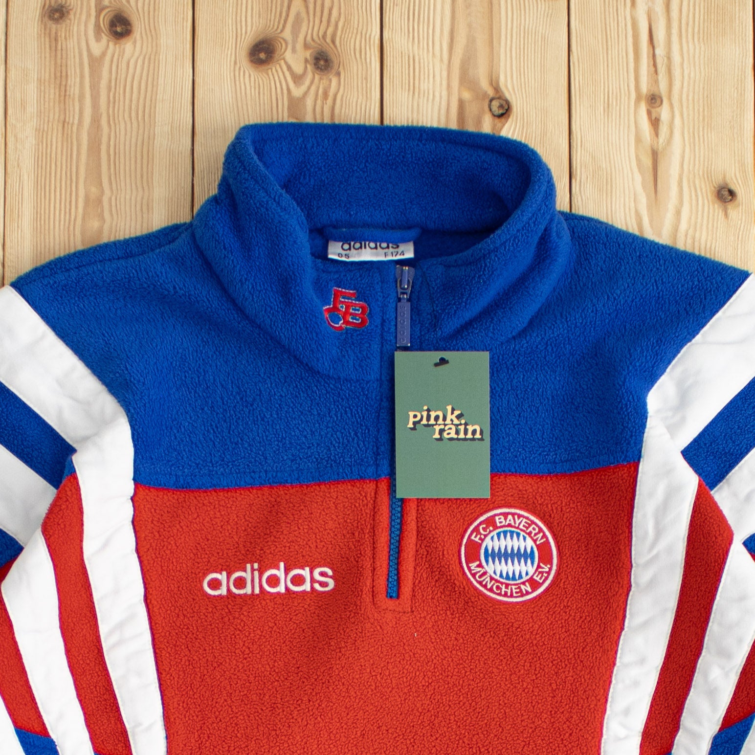 (L) Vintage Adidas F.C. Bayern Embroidered Fleece Quarter-Zip