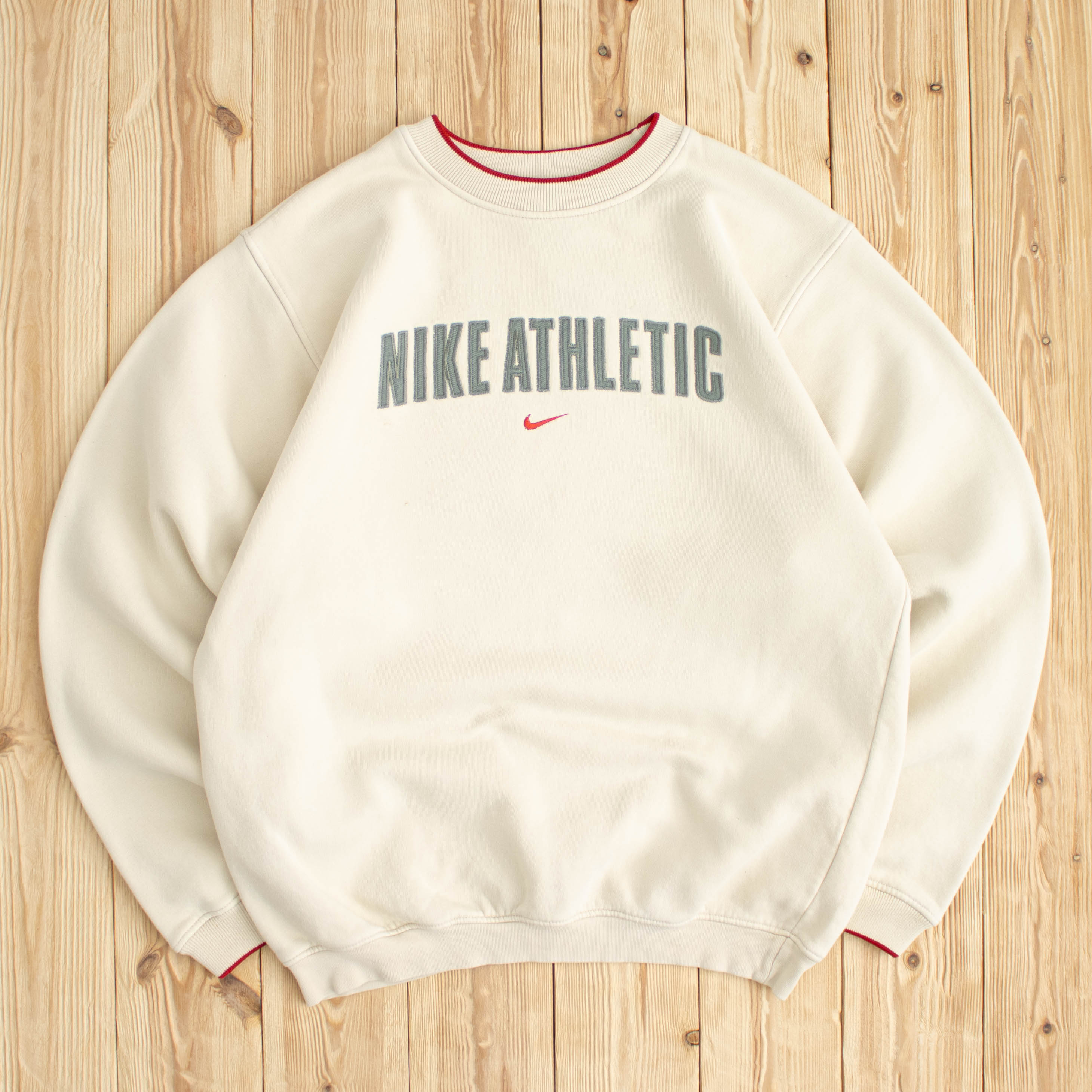 (M) Vintage Nike Athletic Embroidered Sweatshirt