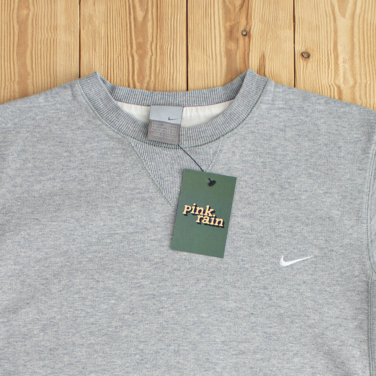 (S) Nike Vintage Essential Embroidered Sweatshirt Gray