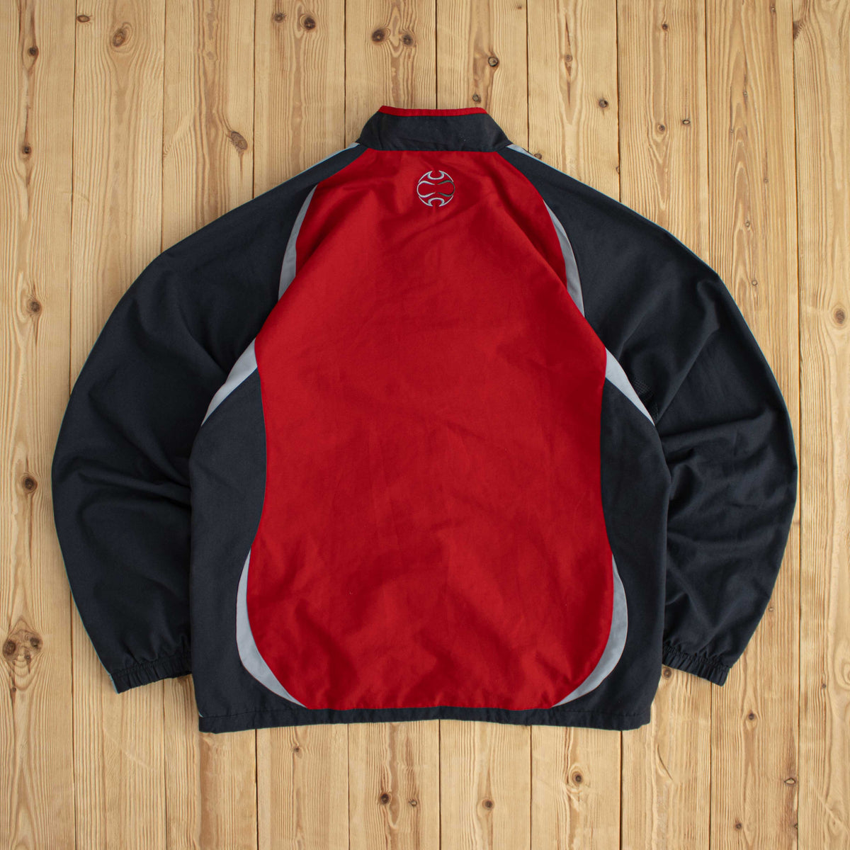 (L/XL) Adidas Vintage Embroidered Jacket Red