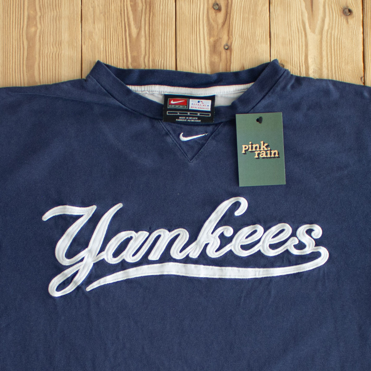 (M/L) Nike New York Yankees Vintage Embroidered T-Shirt Blue