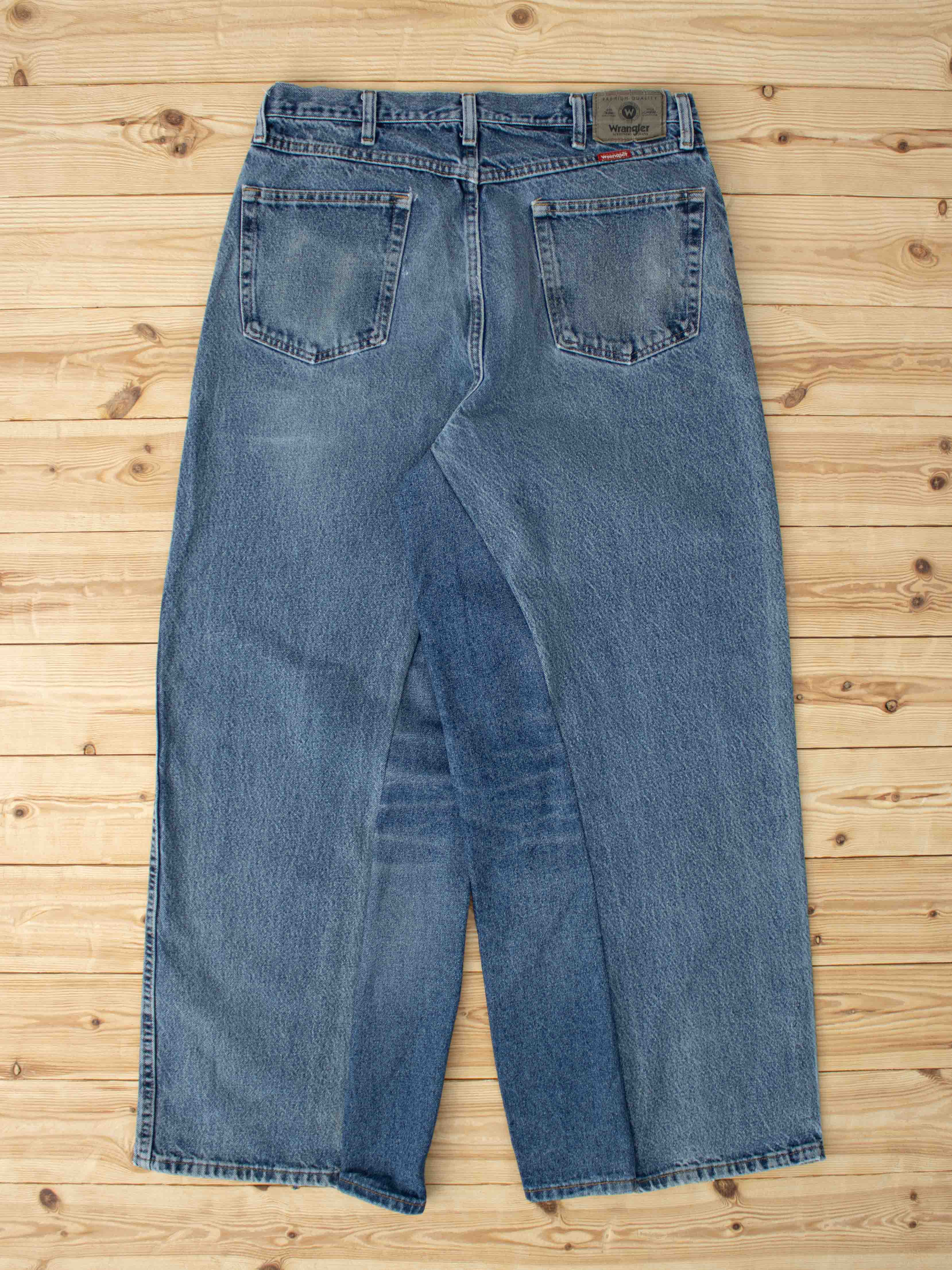 (W36 L32) Reworked Vintage Wrangler Jeans