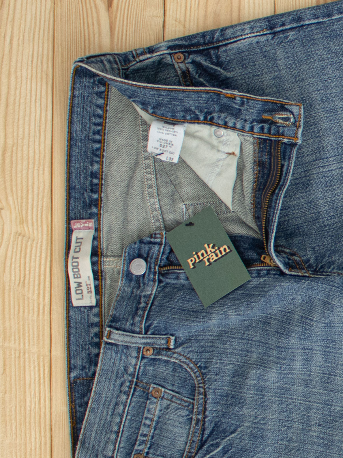(W32 L32) Reworked Vintage Levi's 527 Flare Jeans
