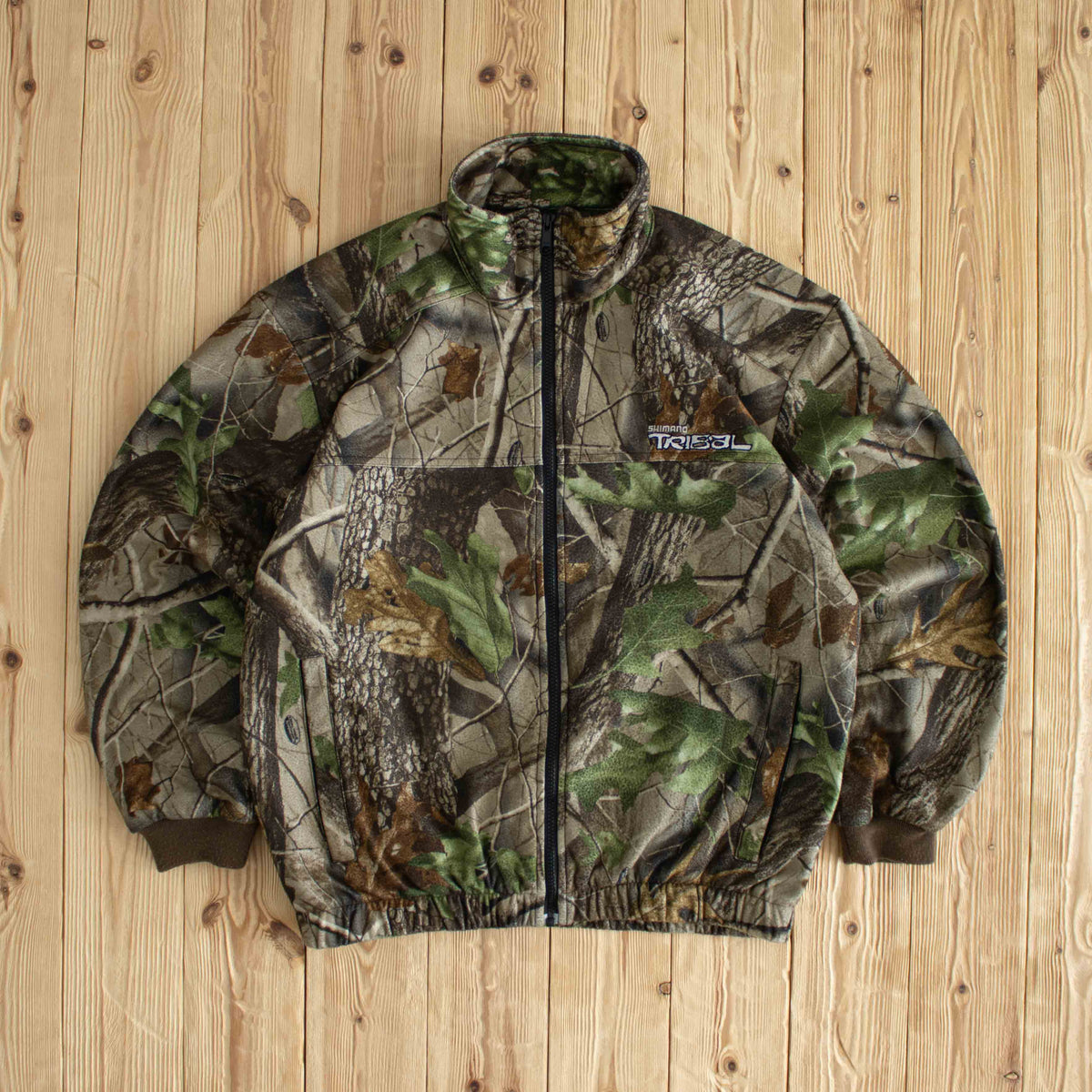 (M) Realtree Hardwoods Shimano Tribal Embroidered Jacket Khaki Brown Green