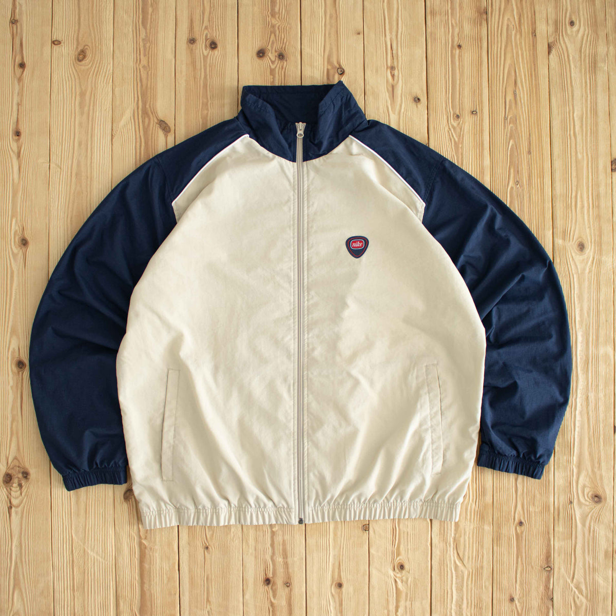 (XL) Nike Vintage Essential Embroidered Jacket Beige Blue