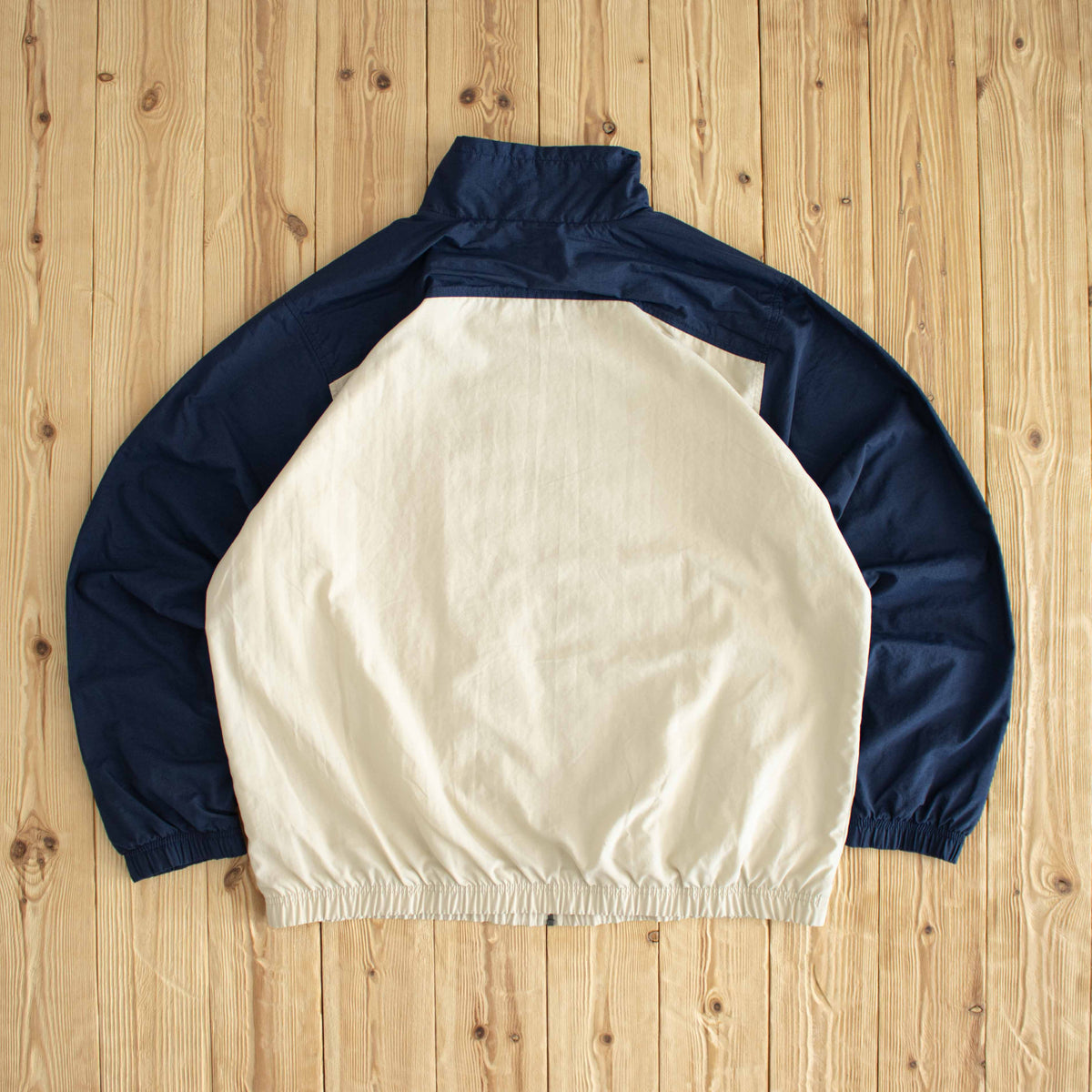 (XL) Nike Vintage Essential Embroidered Jacket Beige Blue