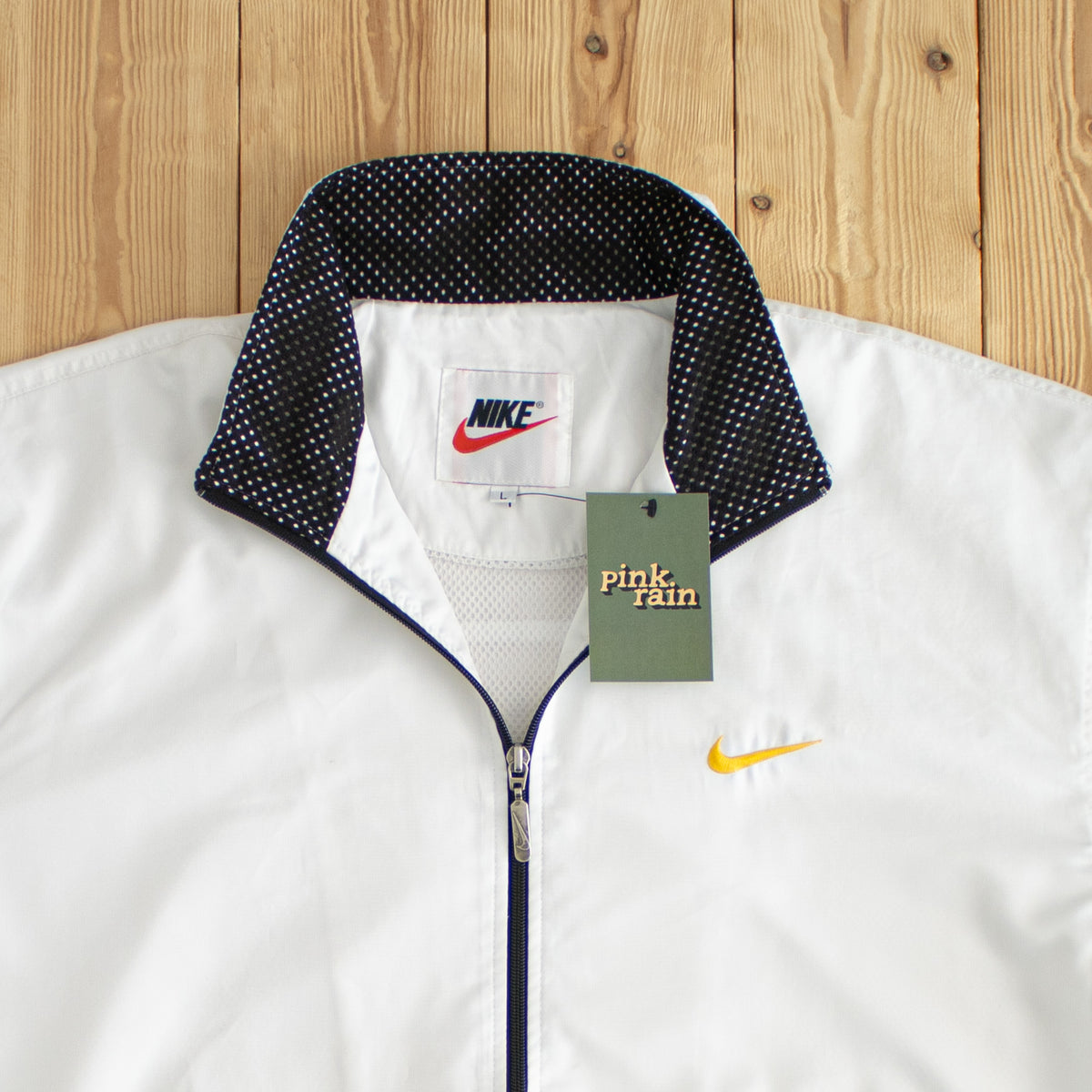 (M/L) Nike Vintage Embroidered Light Jacket White