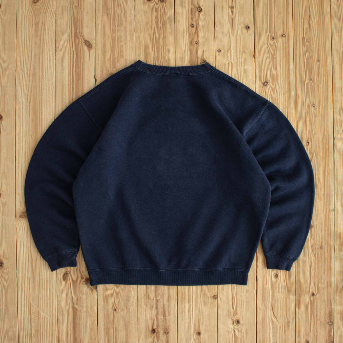 (S/M) Warner Bros Squad Vintage Embroidered Sweatshirt Blue